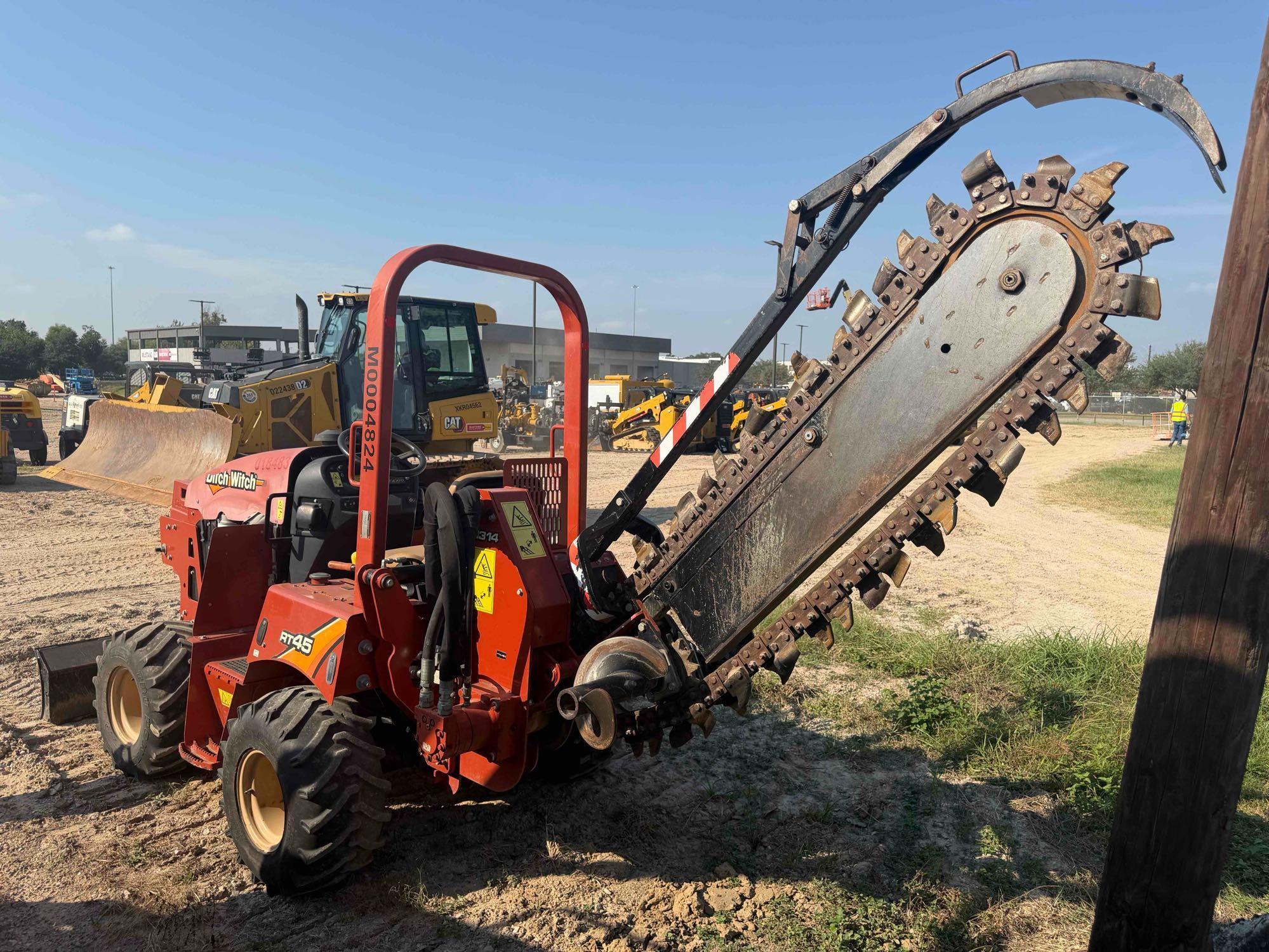 2021 Ditch Witch RT-45