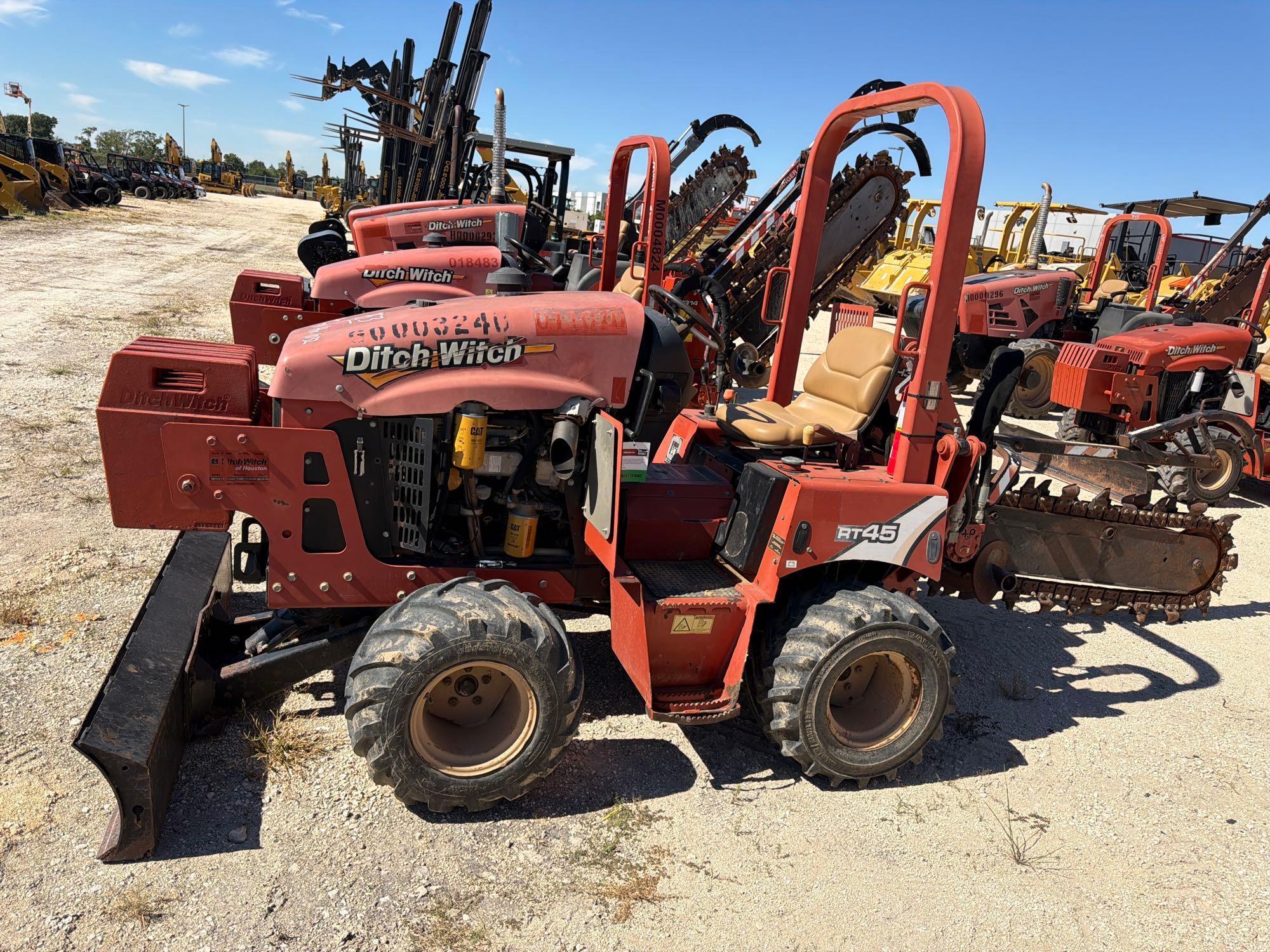 2016 Ditch Witch RT-45