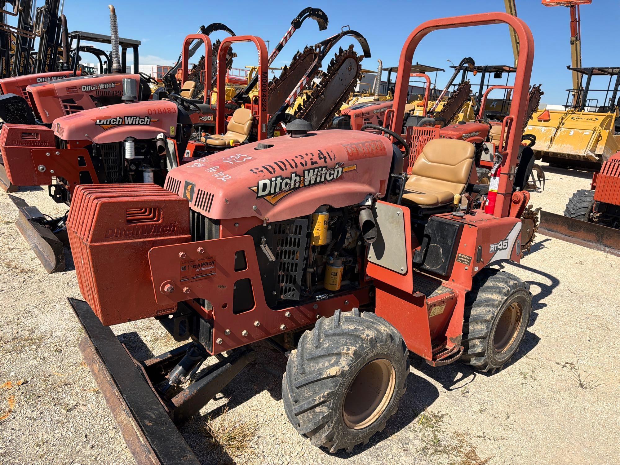 2016 Ditch Witch RT-45