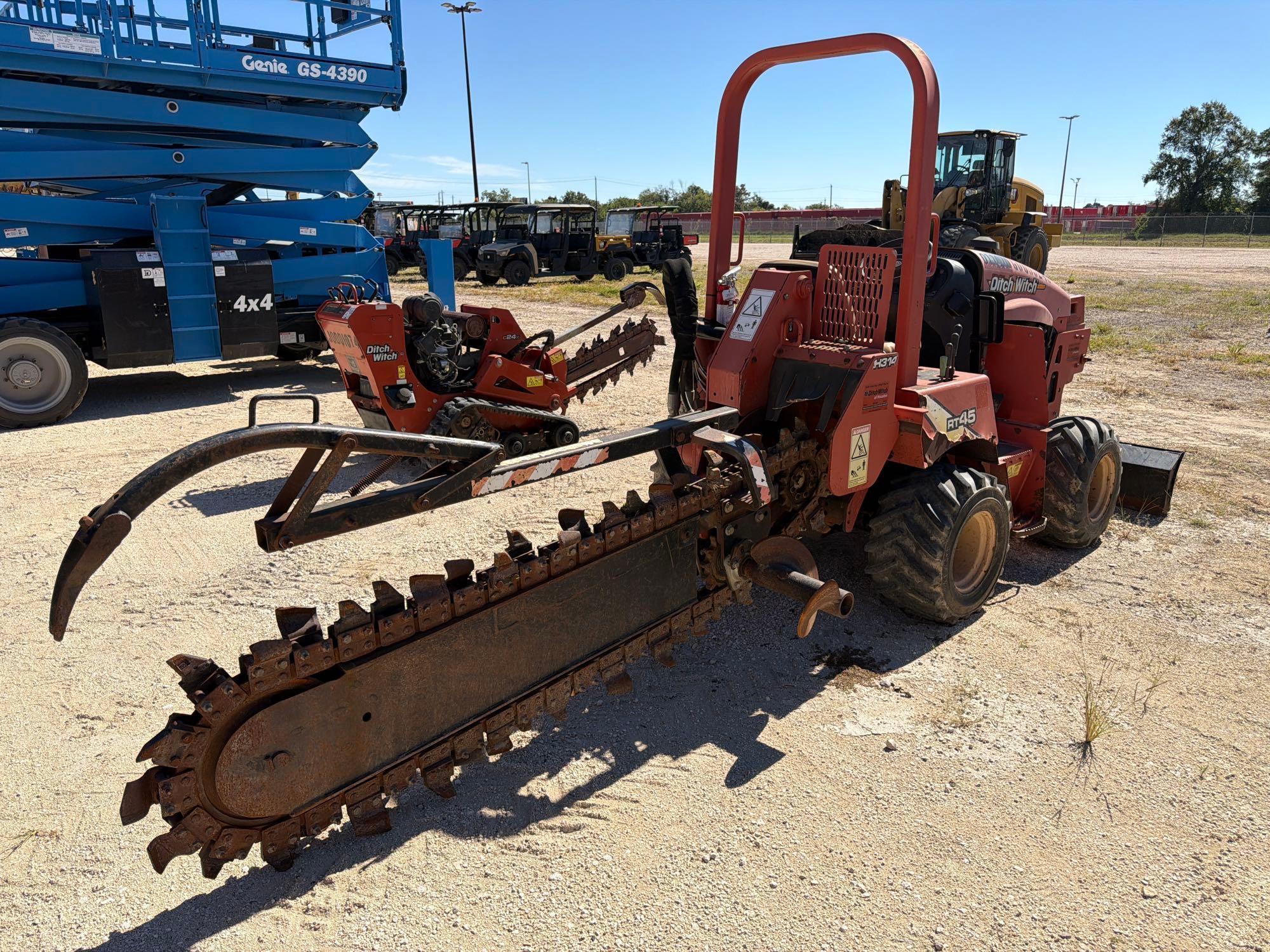 2016 Ditch Witch RT-45