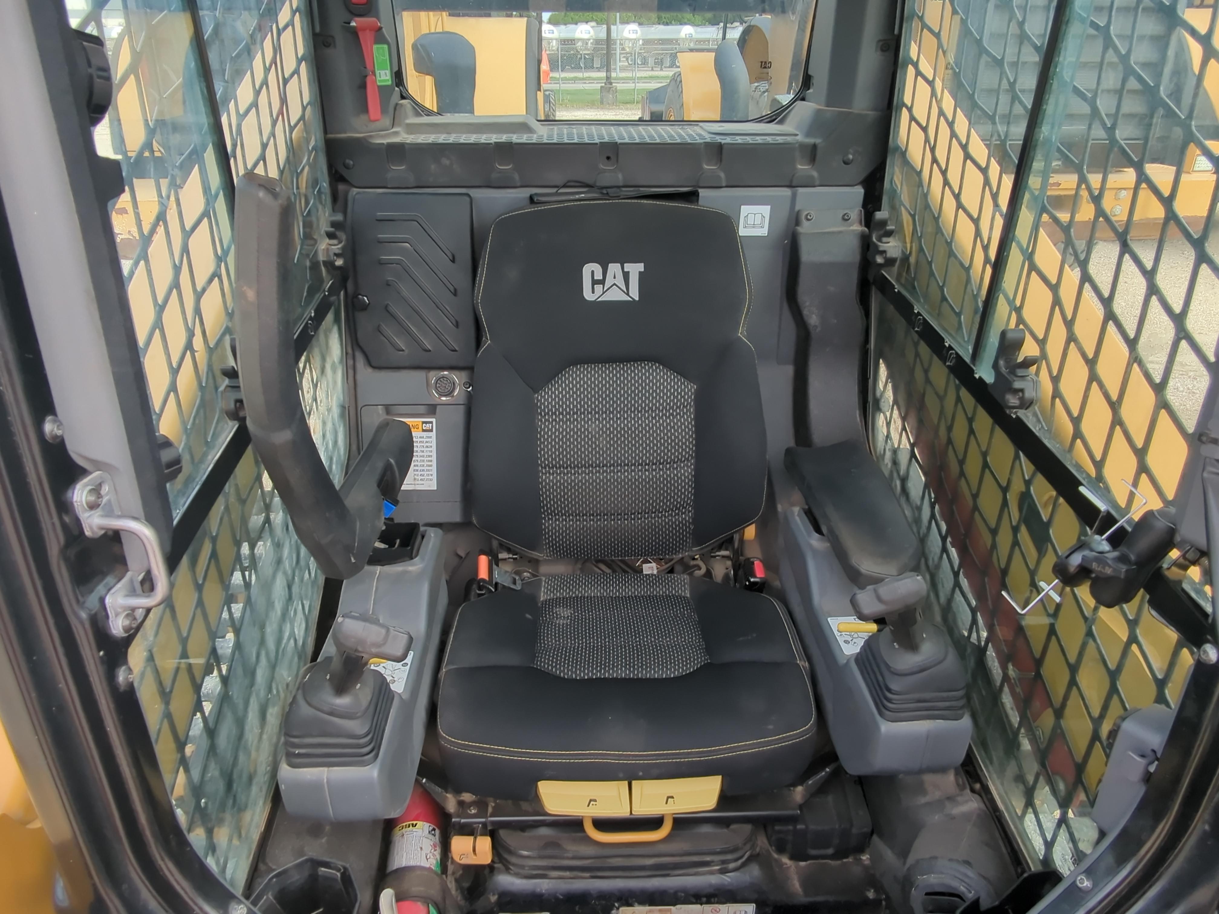 2024 Caterpillar 265