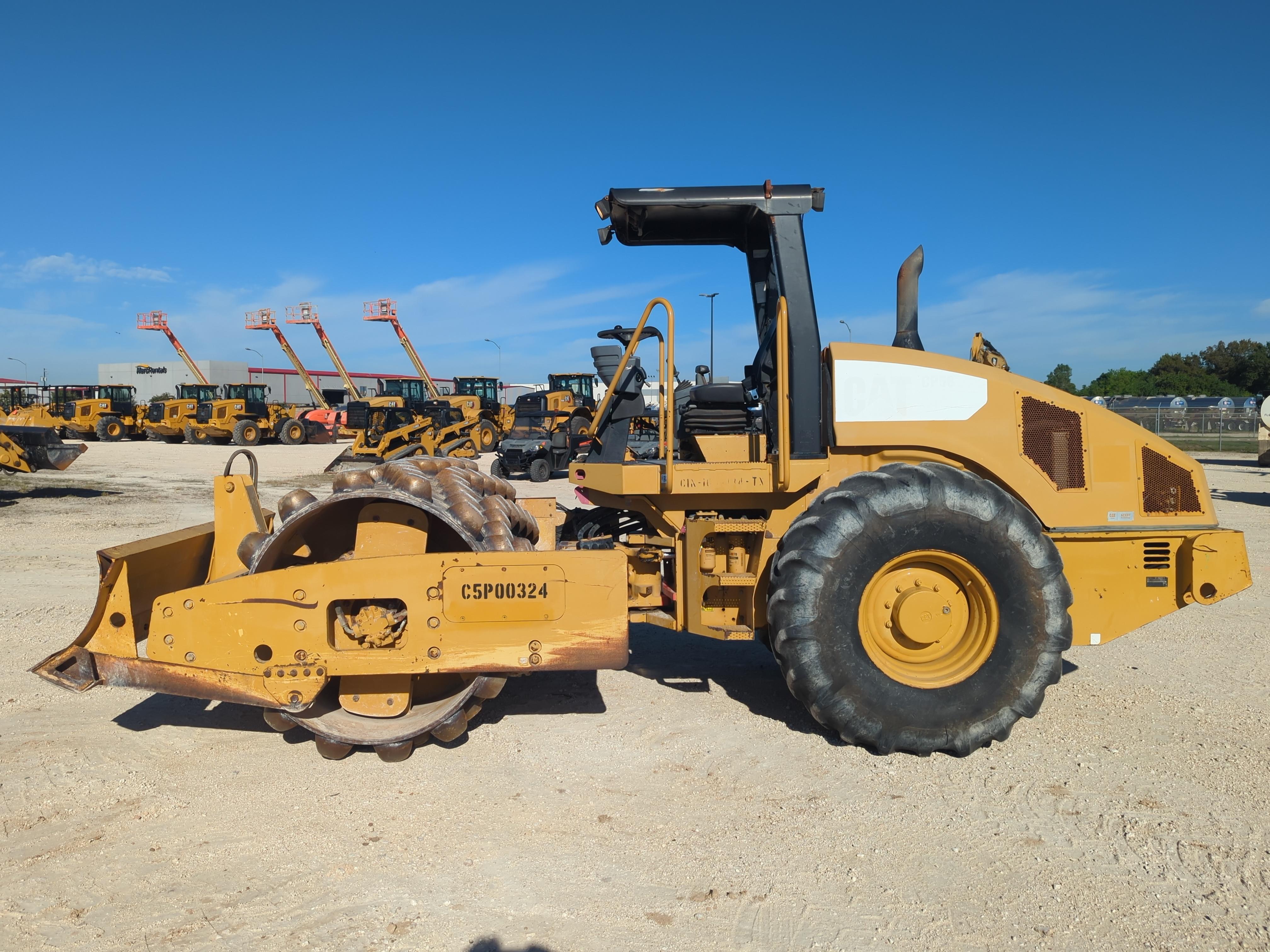 2011 Caterpillar CP56