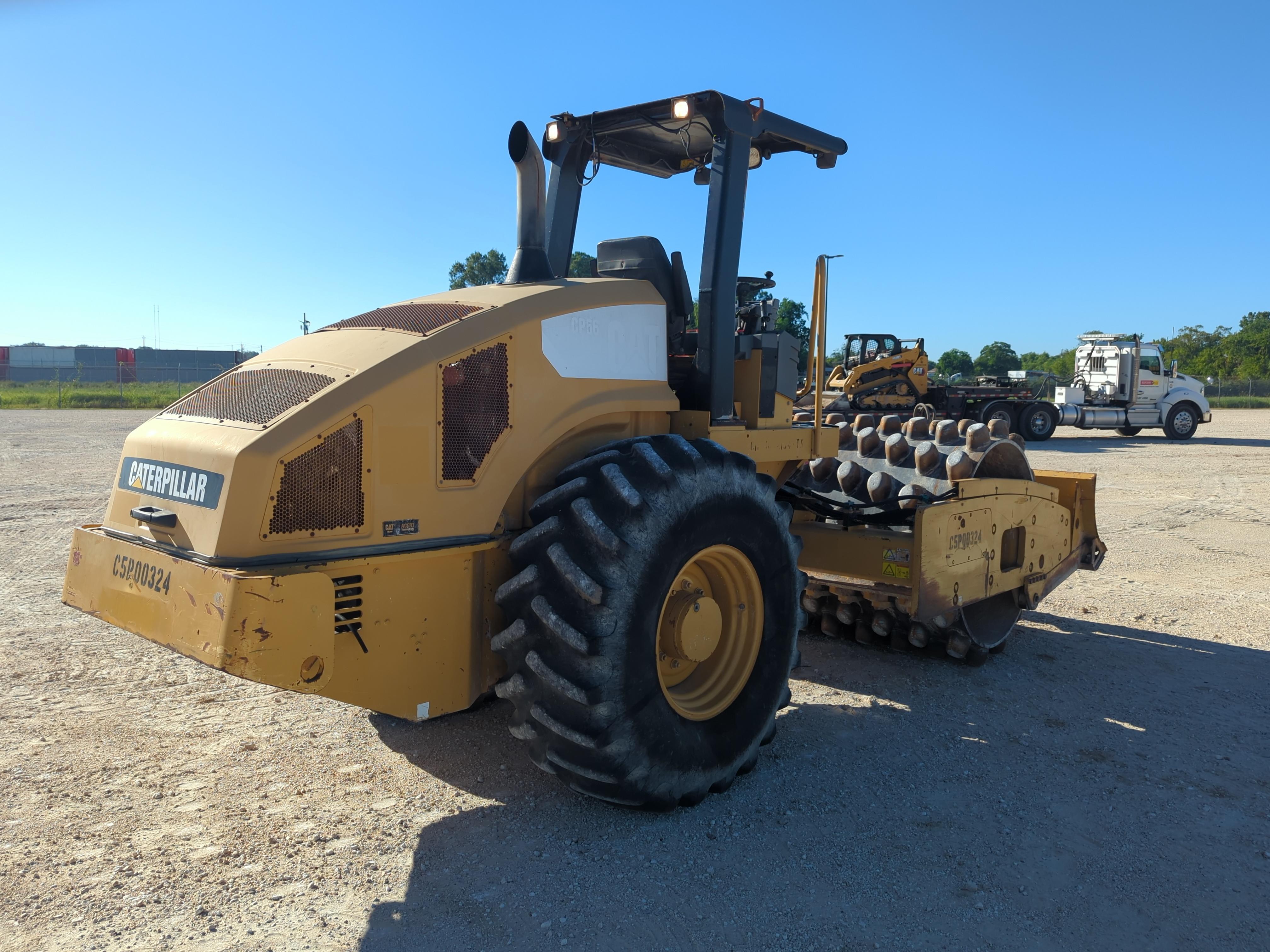 2011 Caterpillar CP56