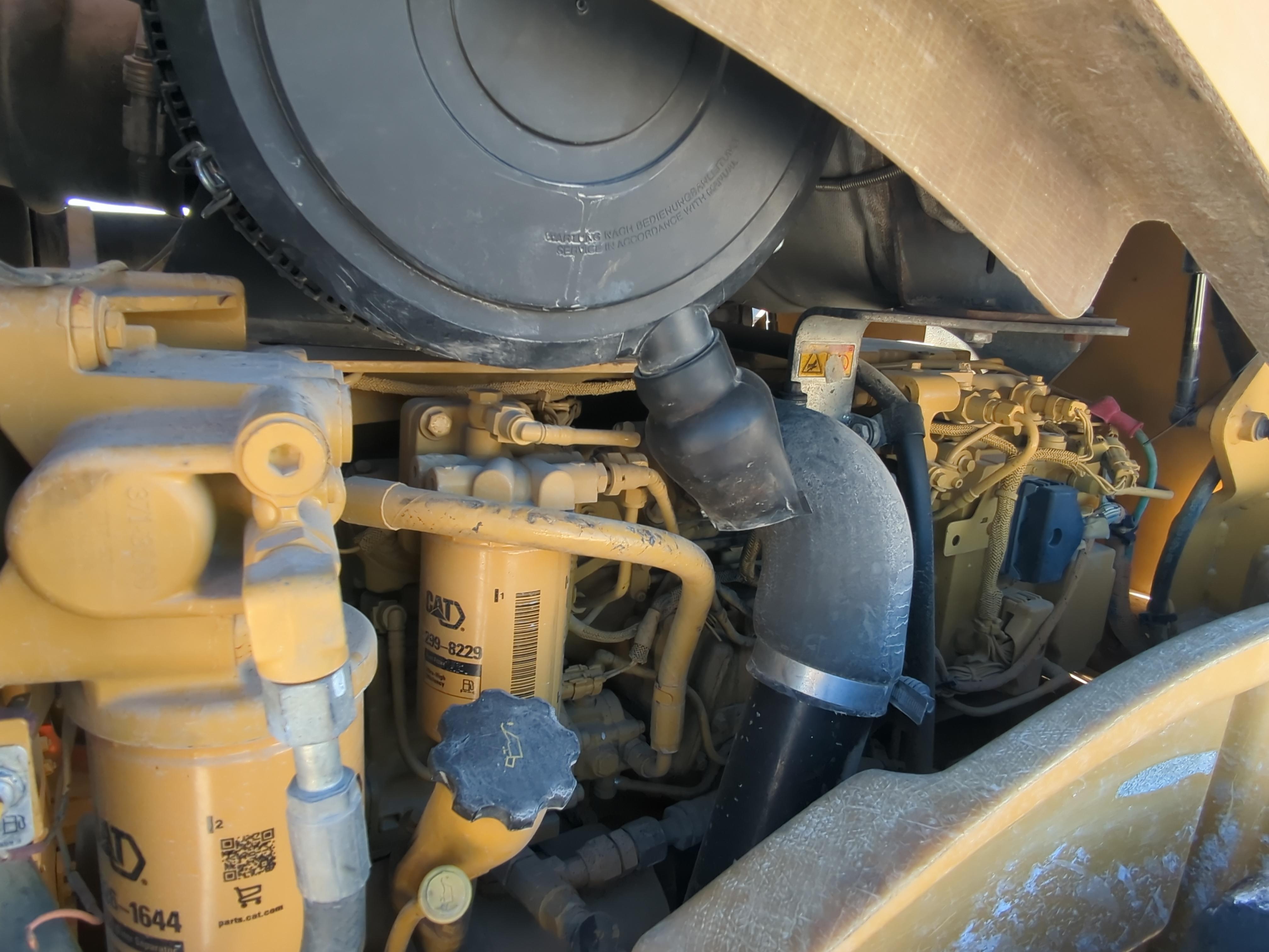 2011 Caterpillar CP56