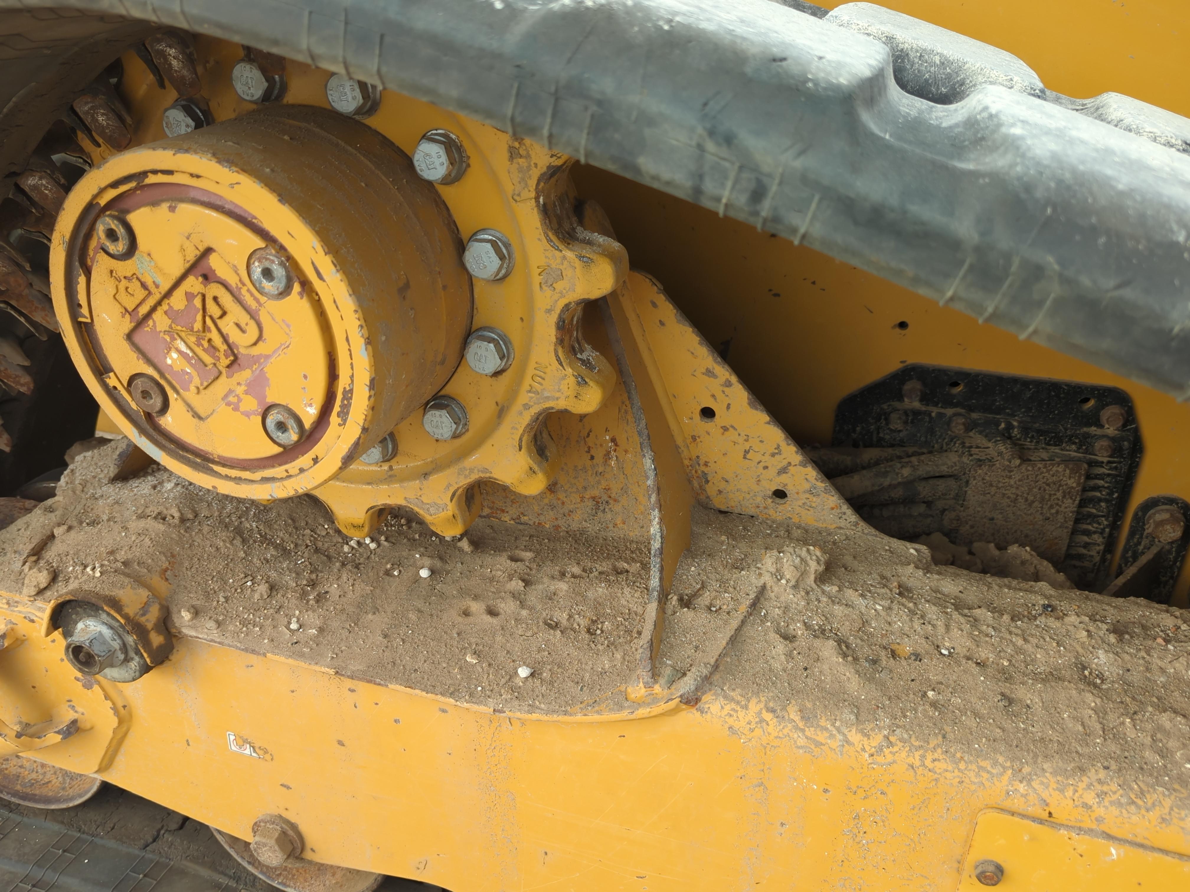2024 Caterpillar 265