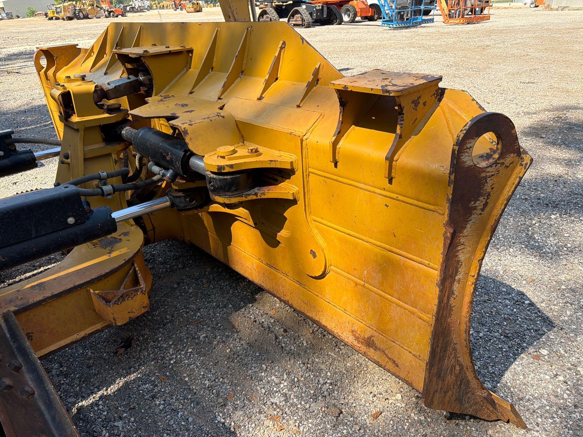 2022 Caterpillar D4