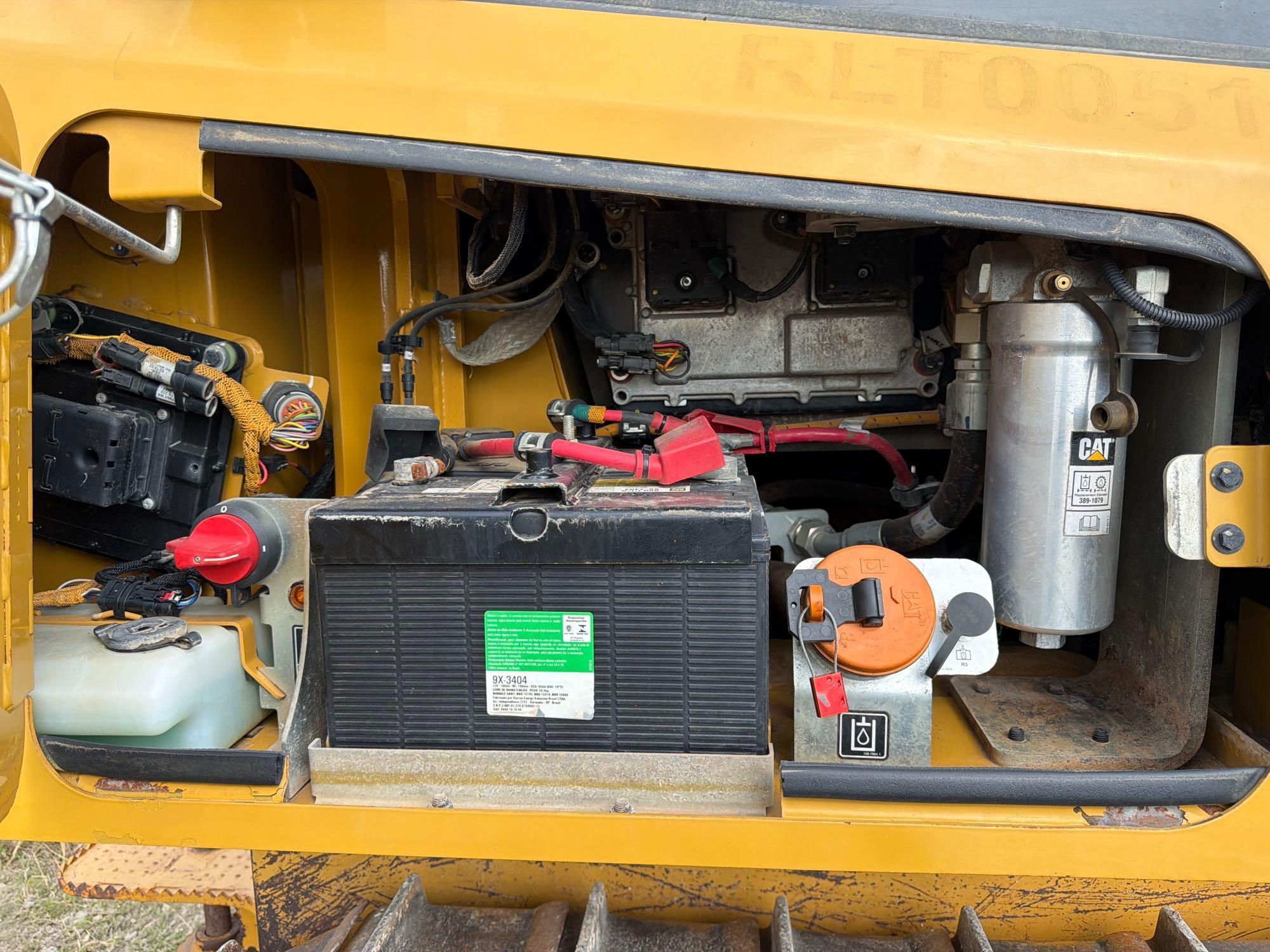 2022 Caterpillar D4