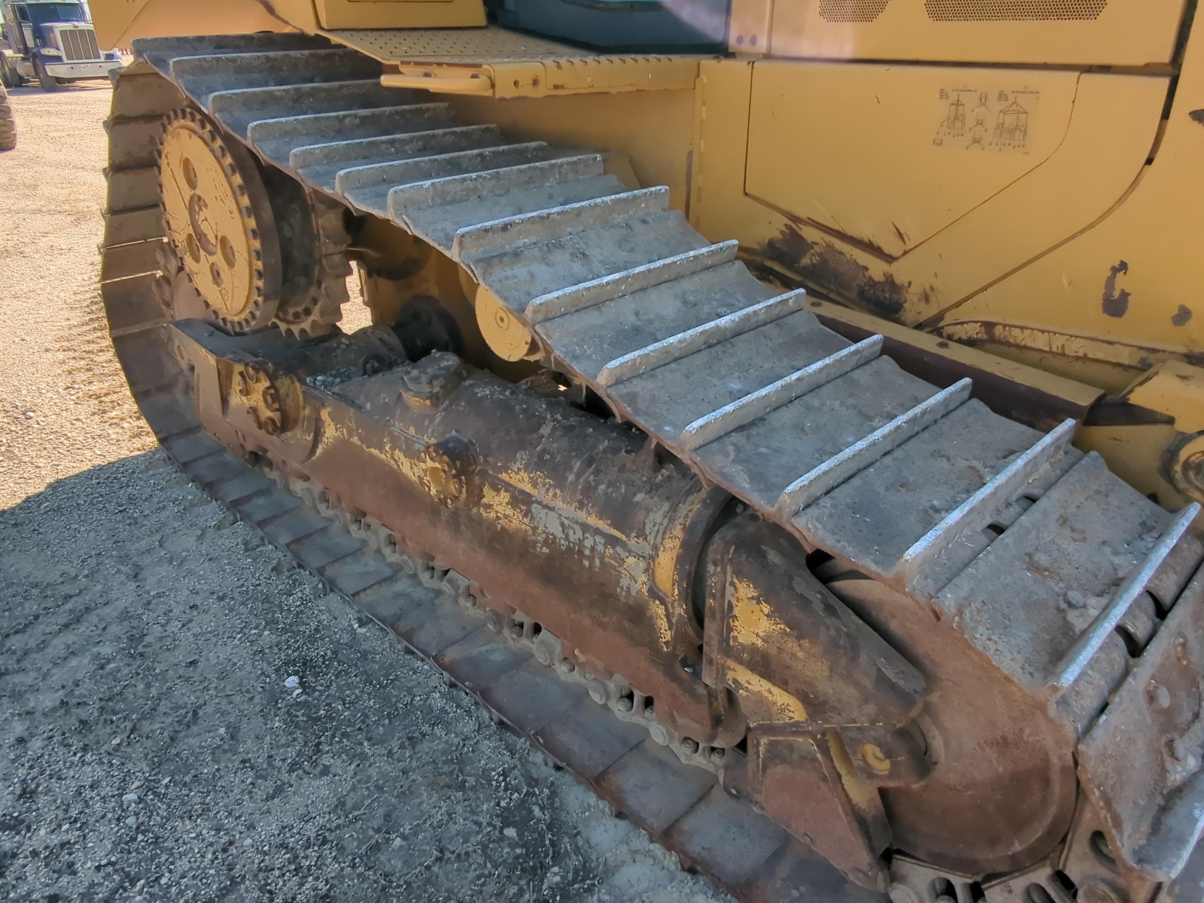 Caterpillar D6