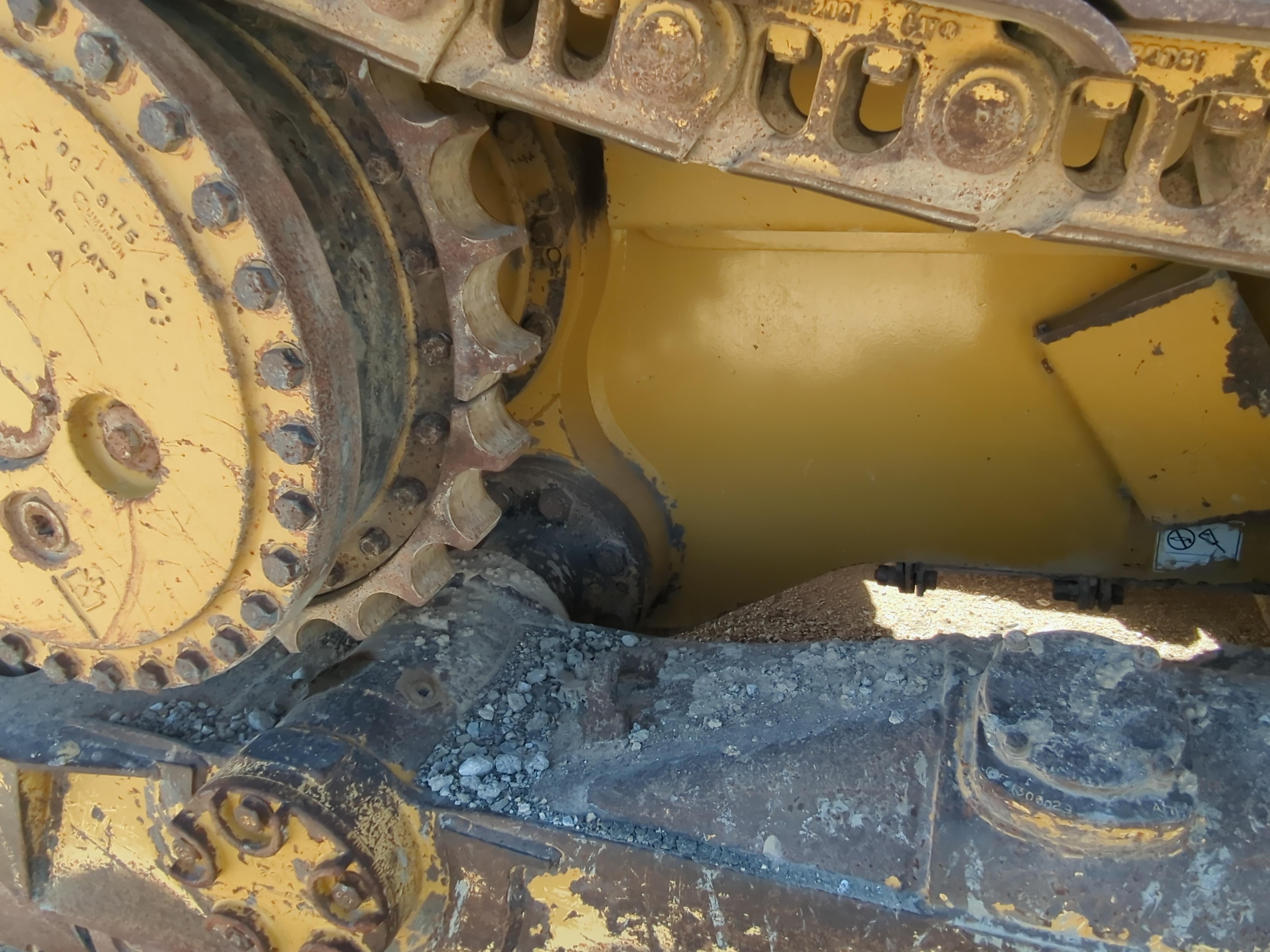Caterpillar D6