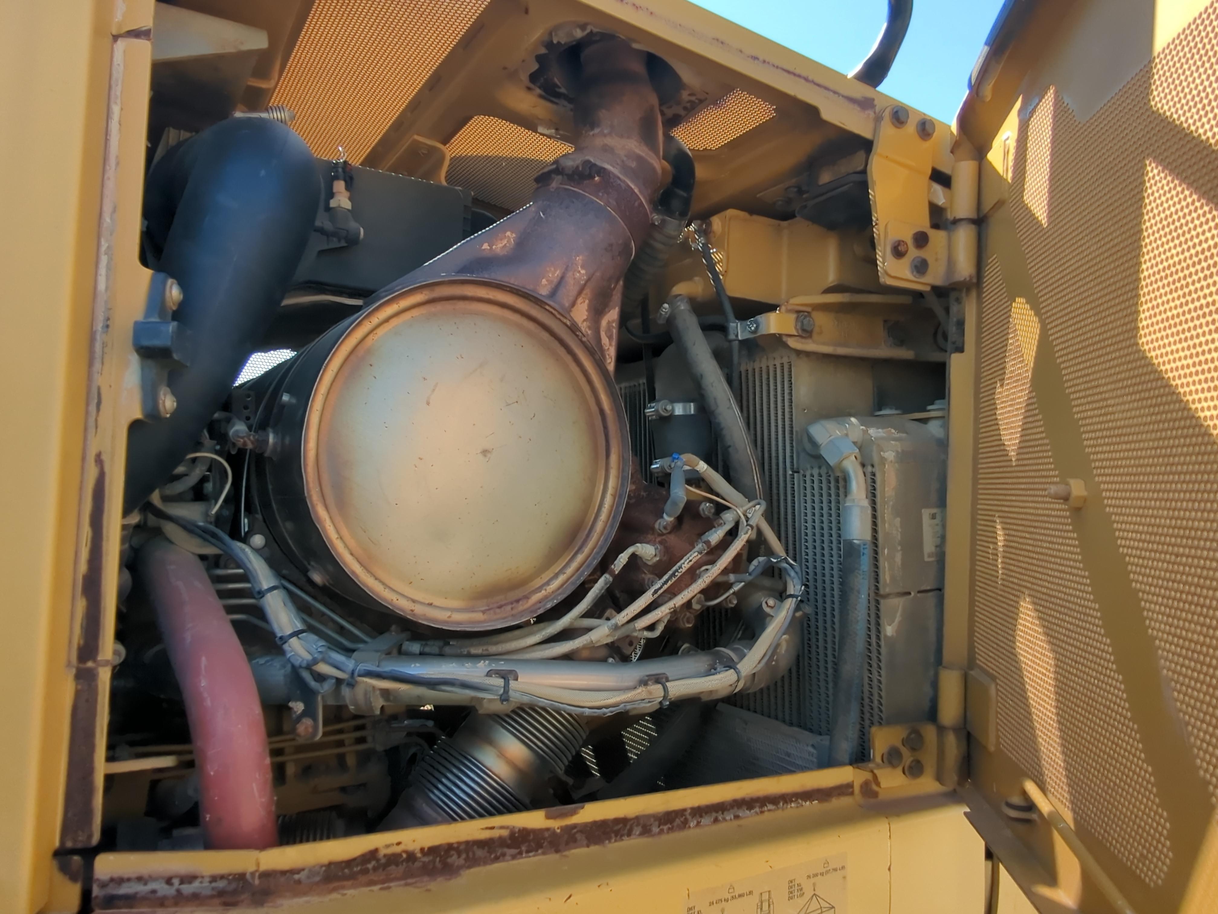 Caterpillar D6