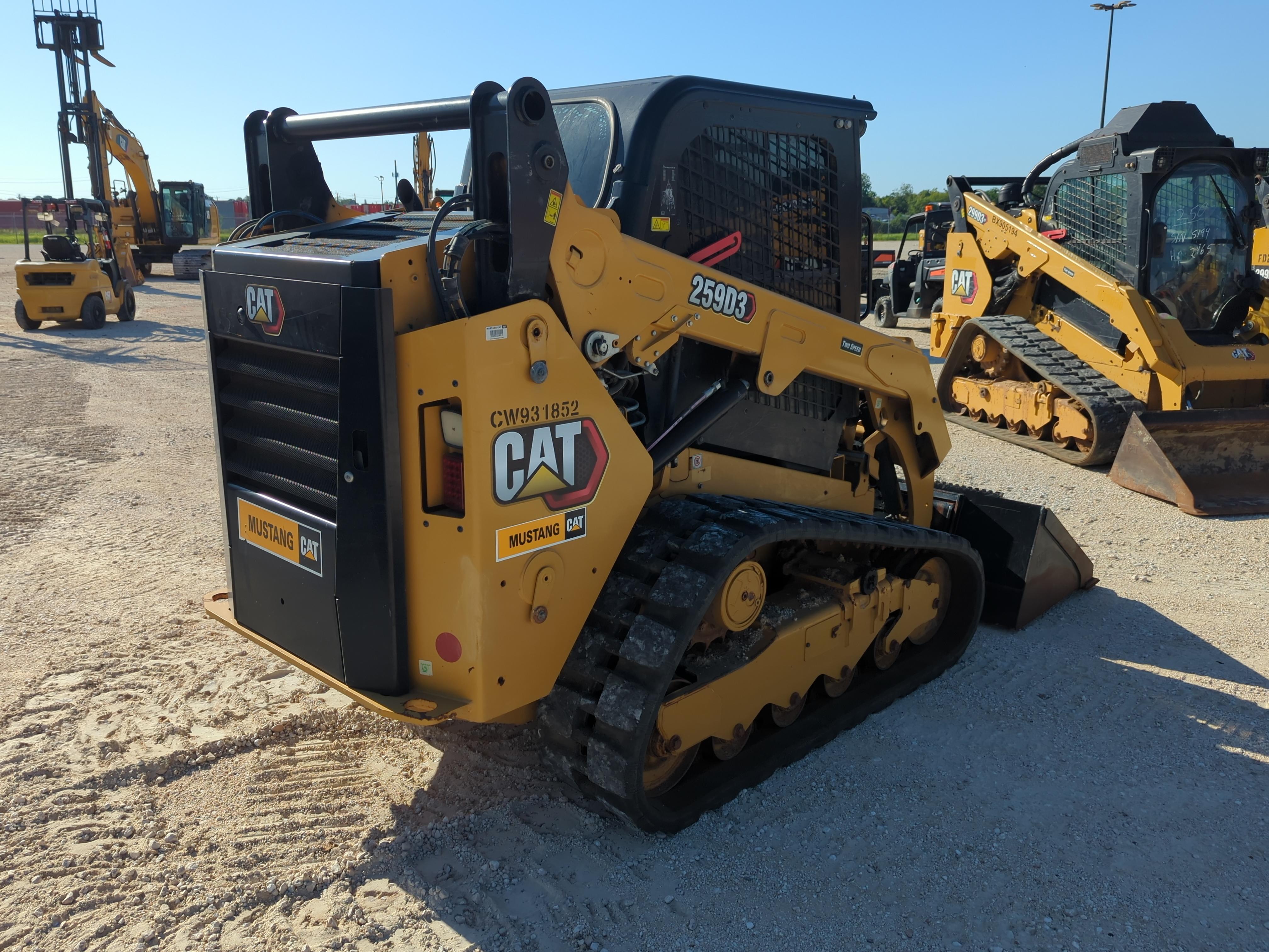 2024 Caterpillar 259