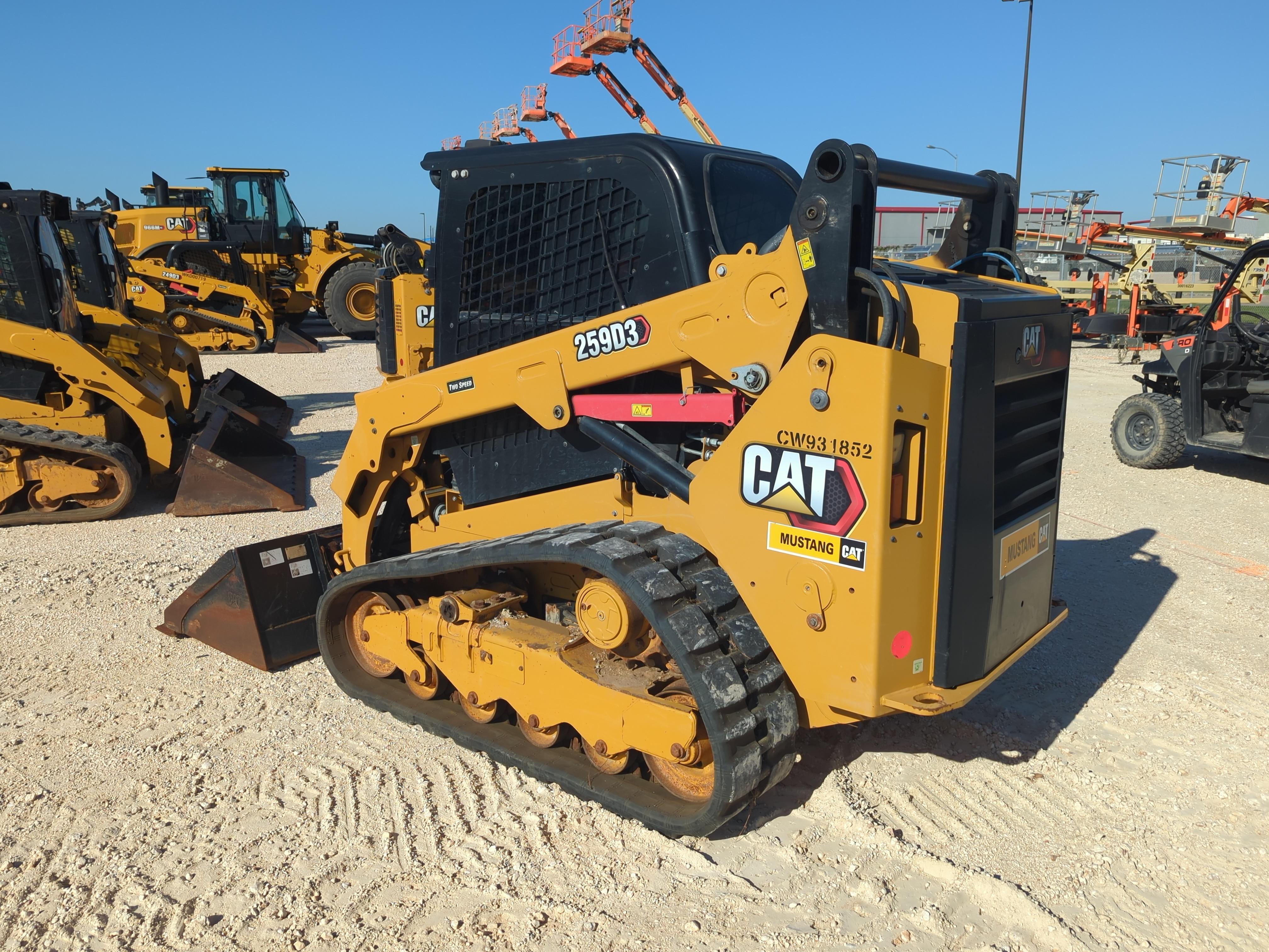 2024 Caterpillar 259