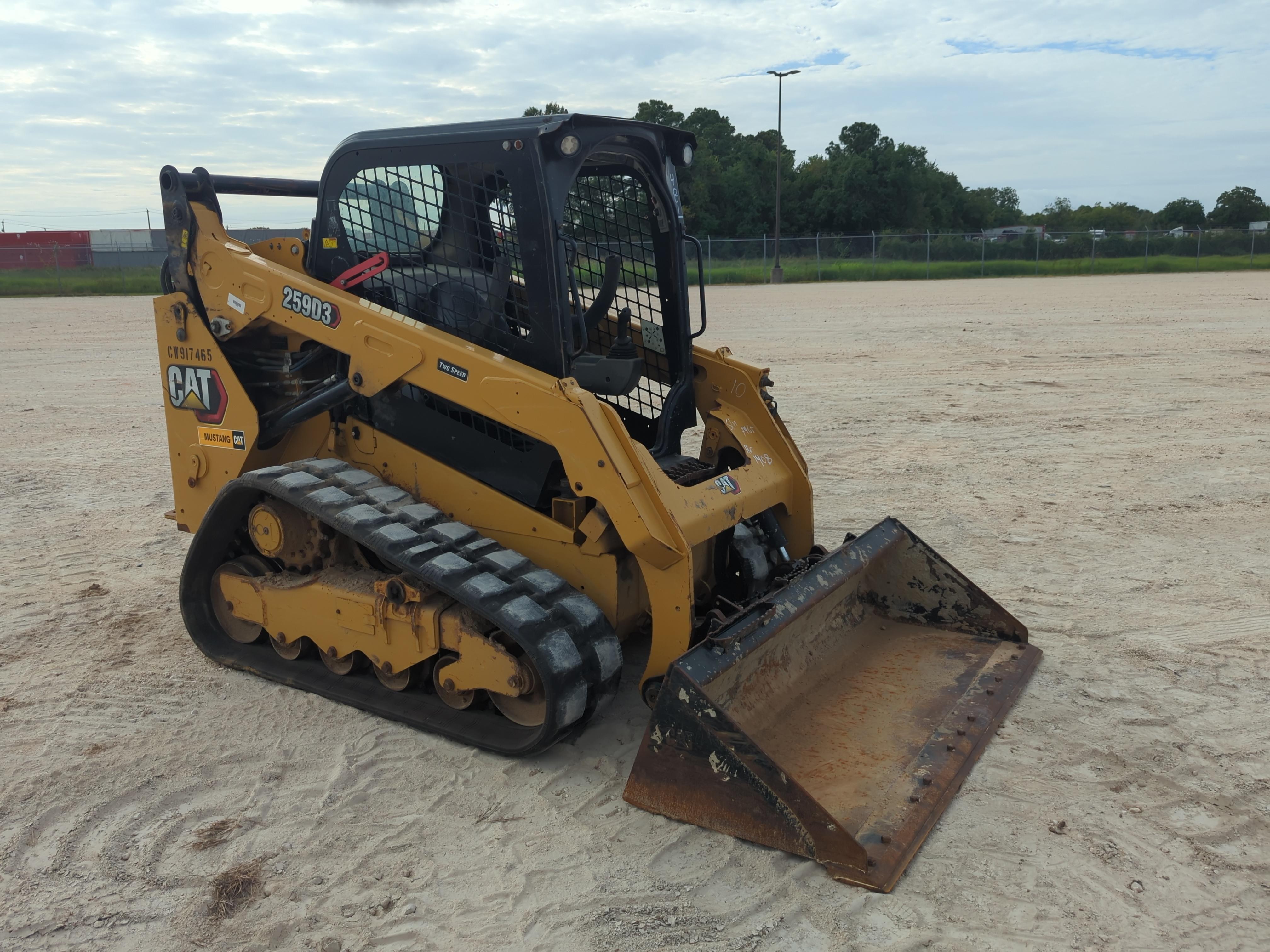 2022 Caterpillar 259