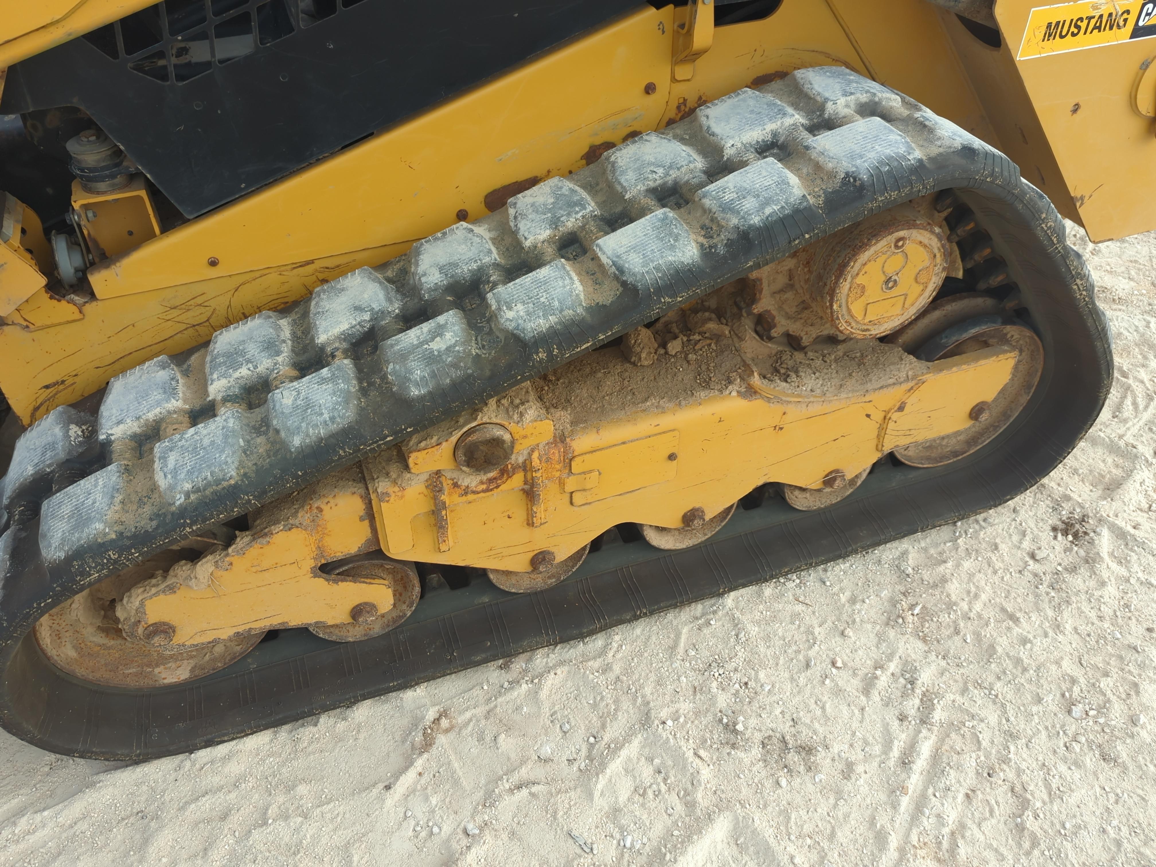 2022 Caterpillar 259