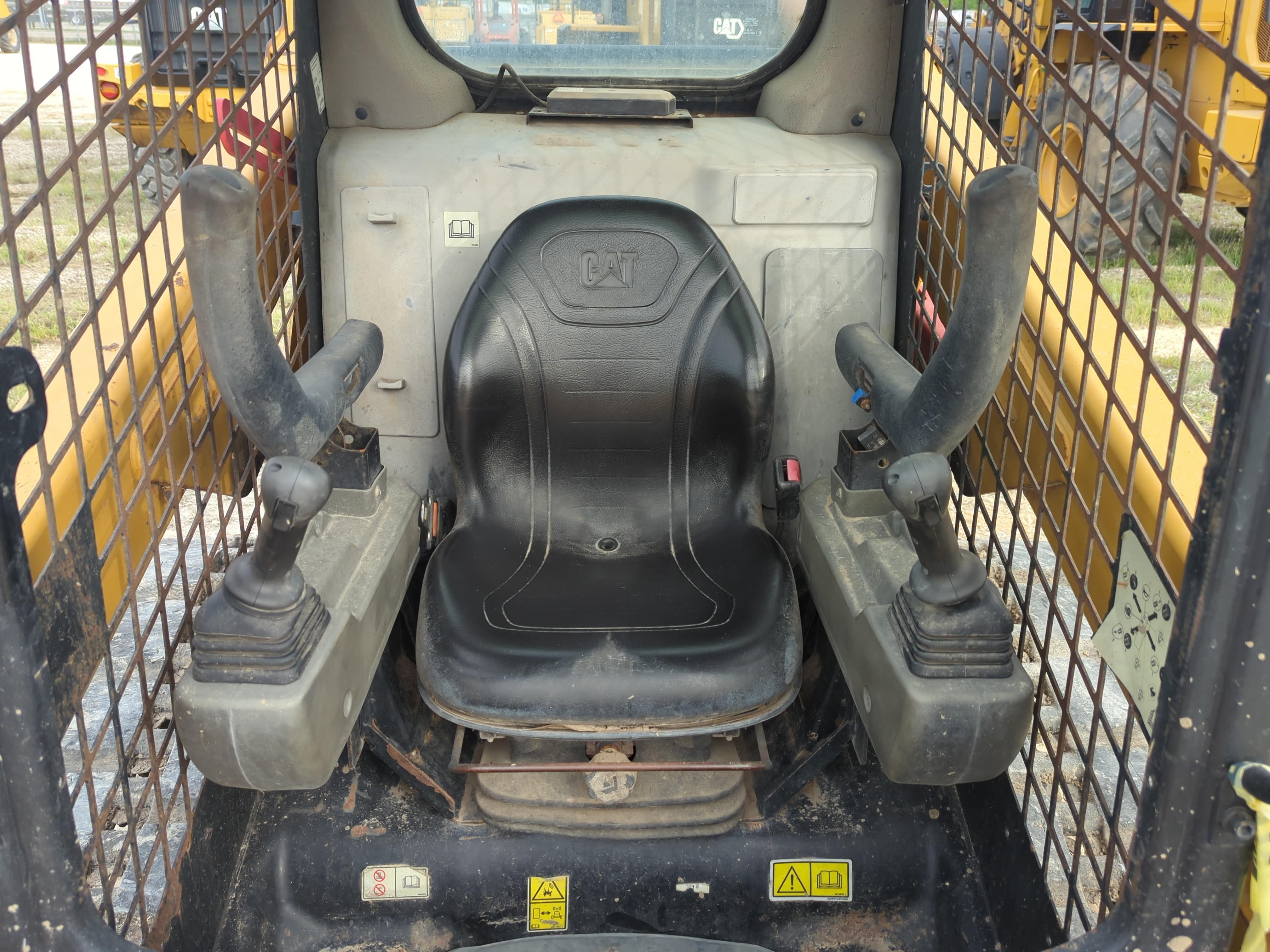 2021 Caterpillar 259