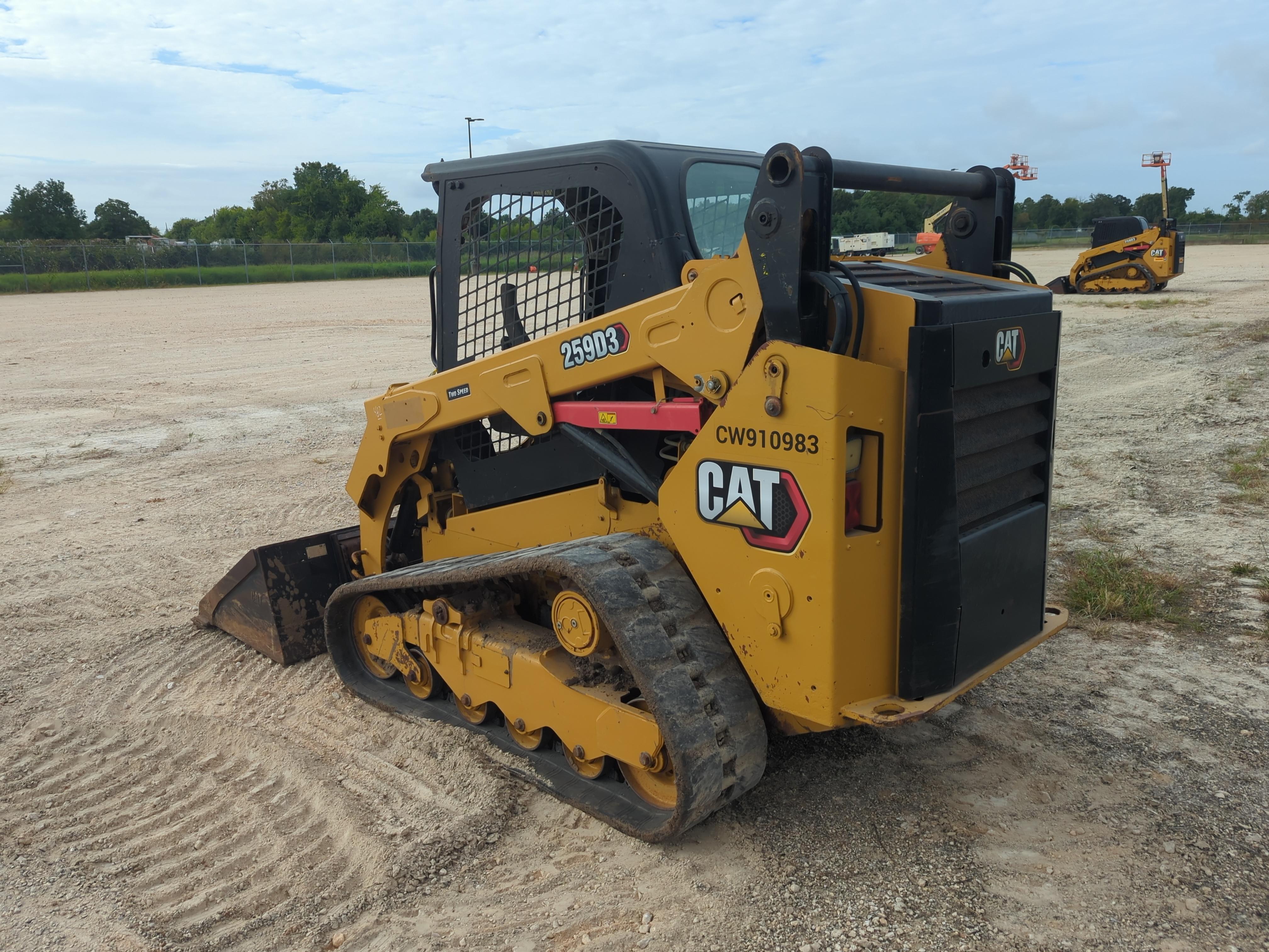 2021 Caterpillar 259