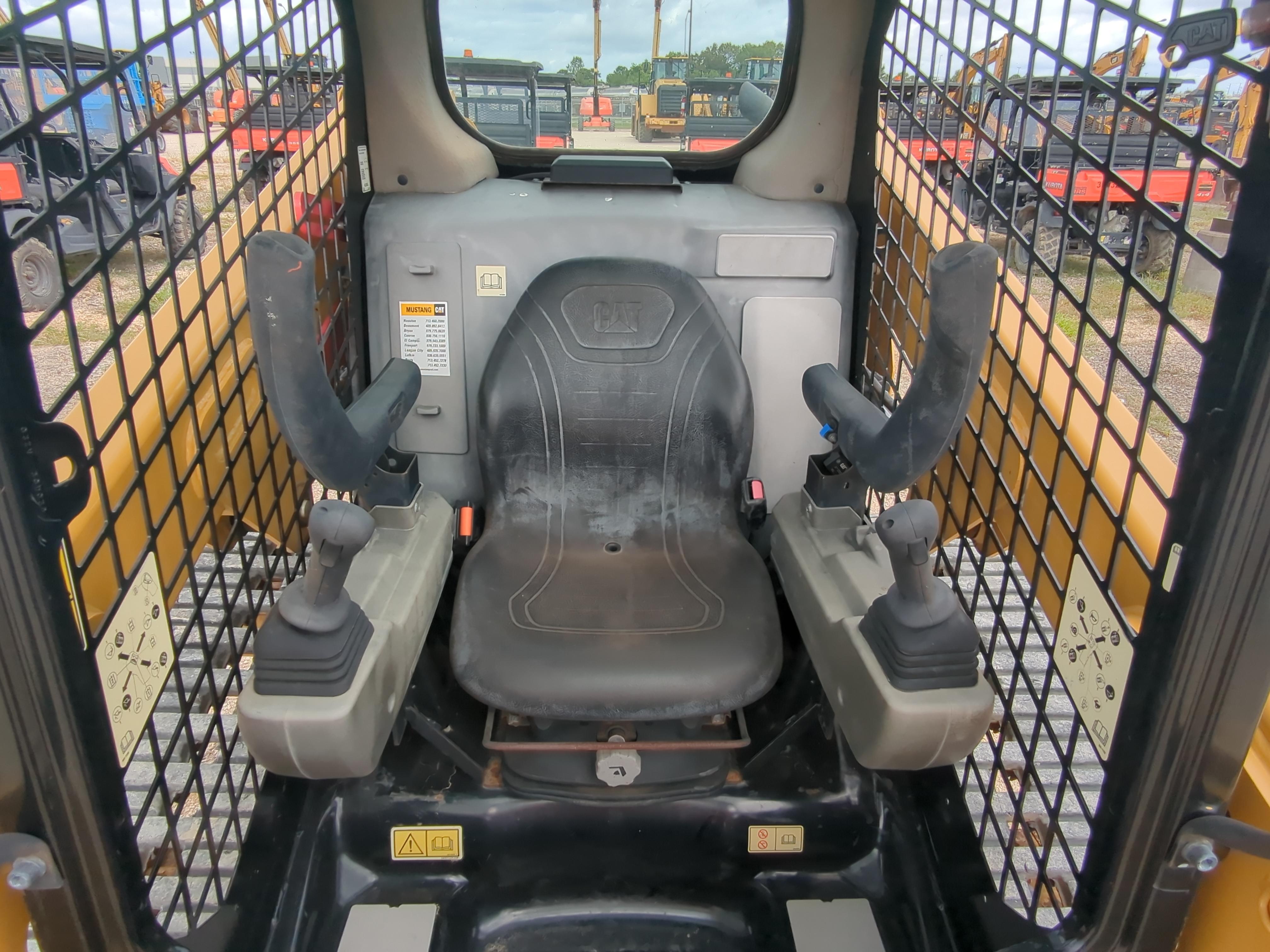 2023 Caterpillar 239D