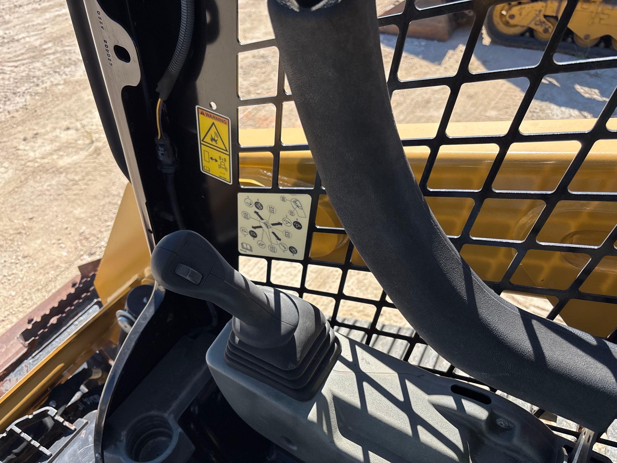 2023 Caterpillar 239D
