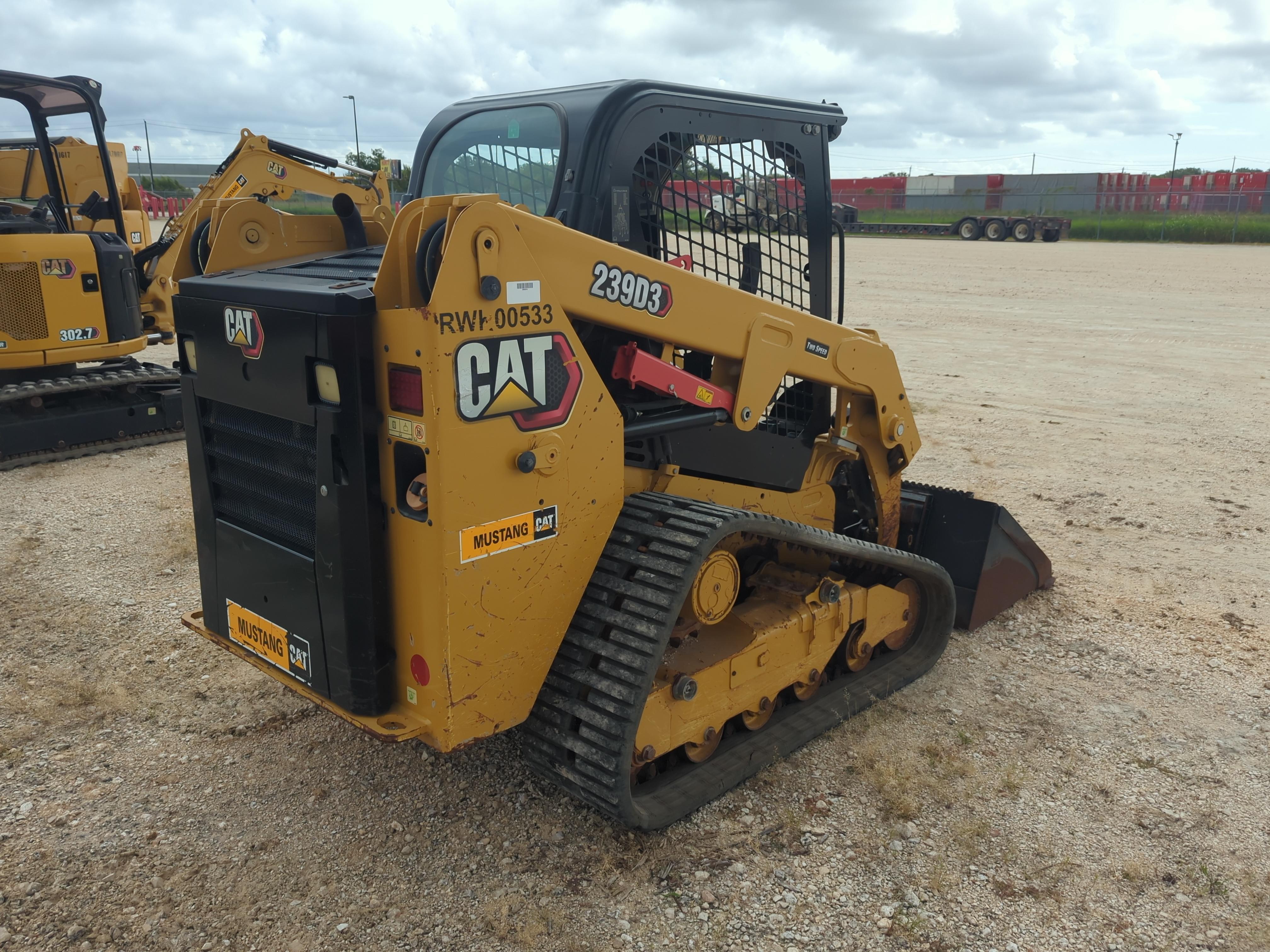 2023 Caterpillar 239D