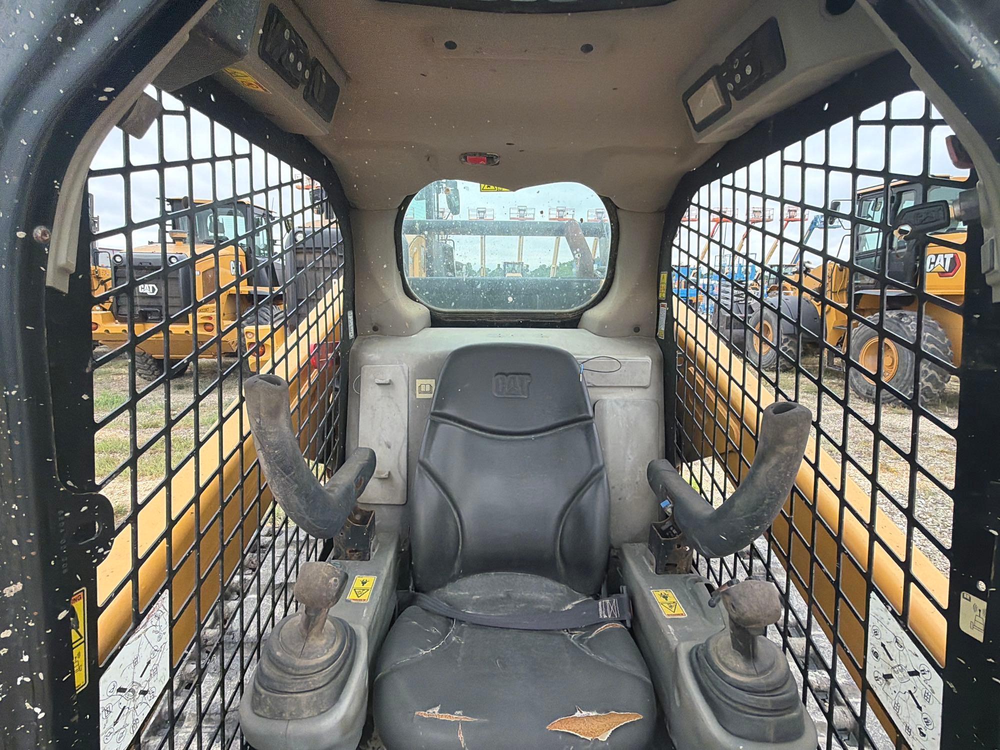 2018 Caterpillar 299D2
