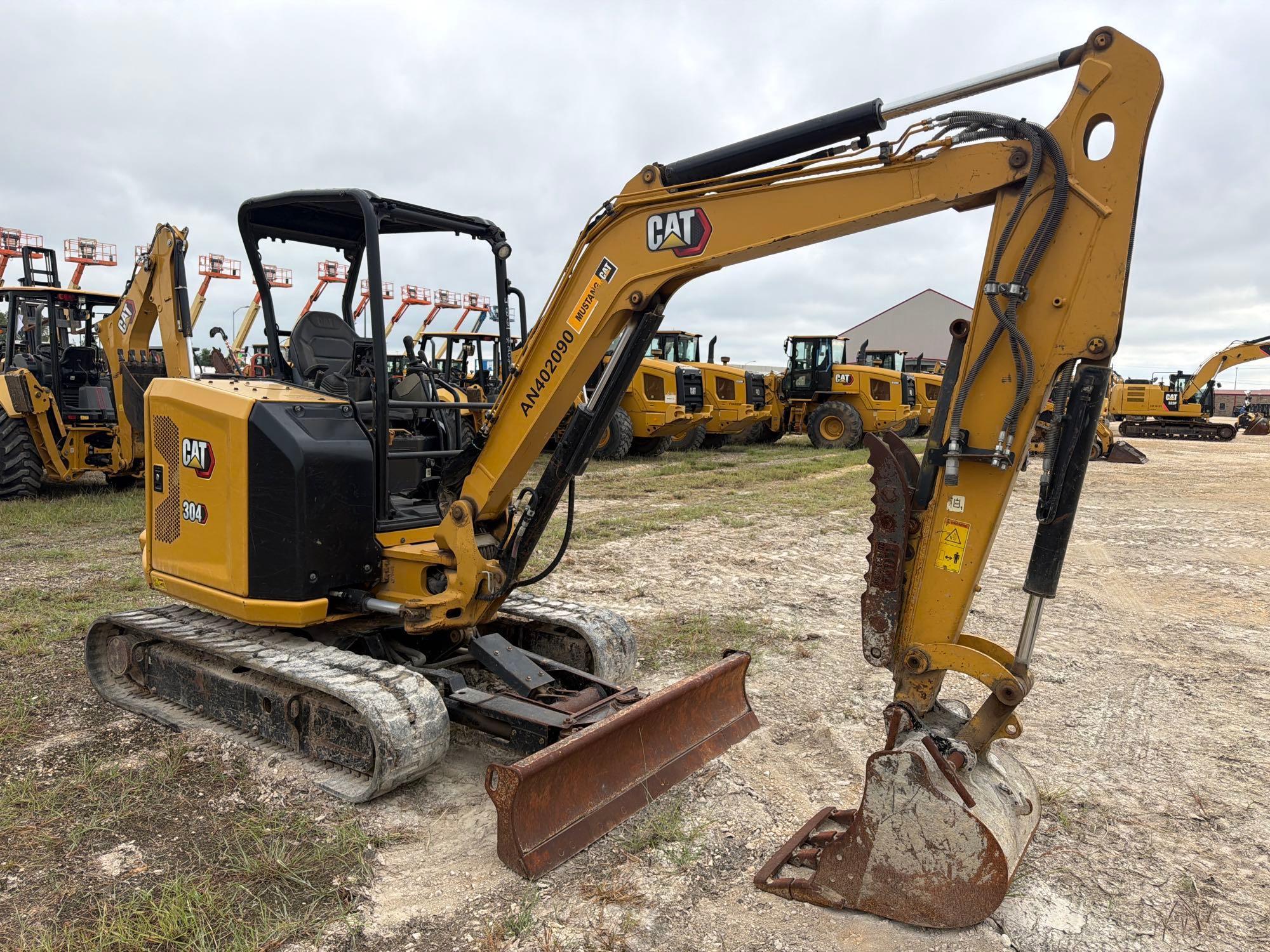 2023 Caterpillar 303