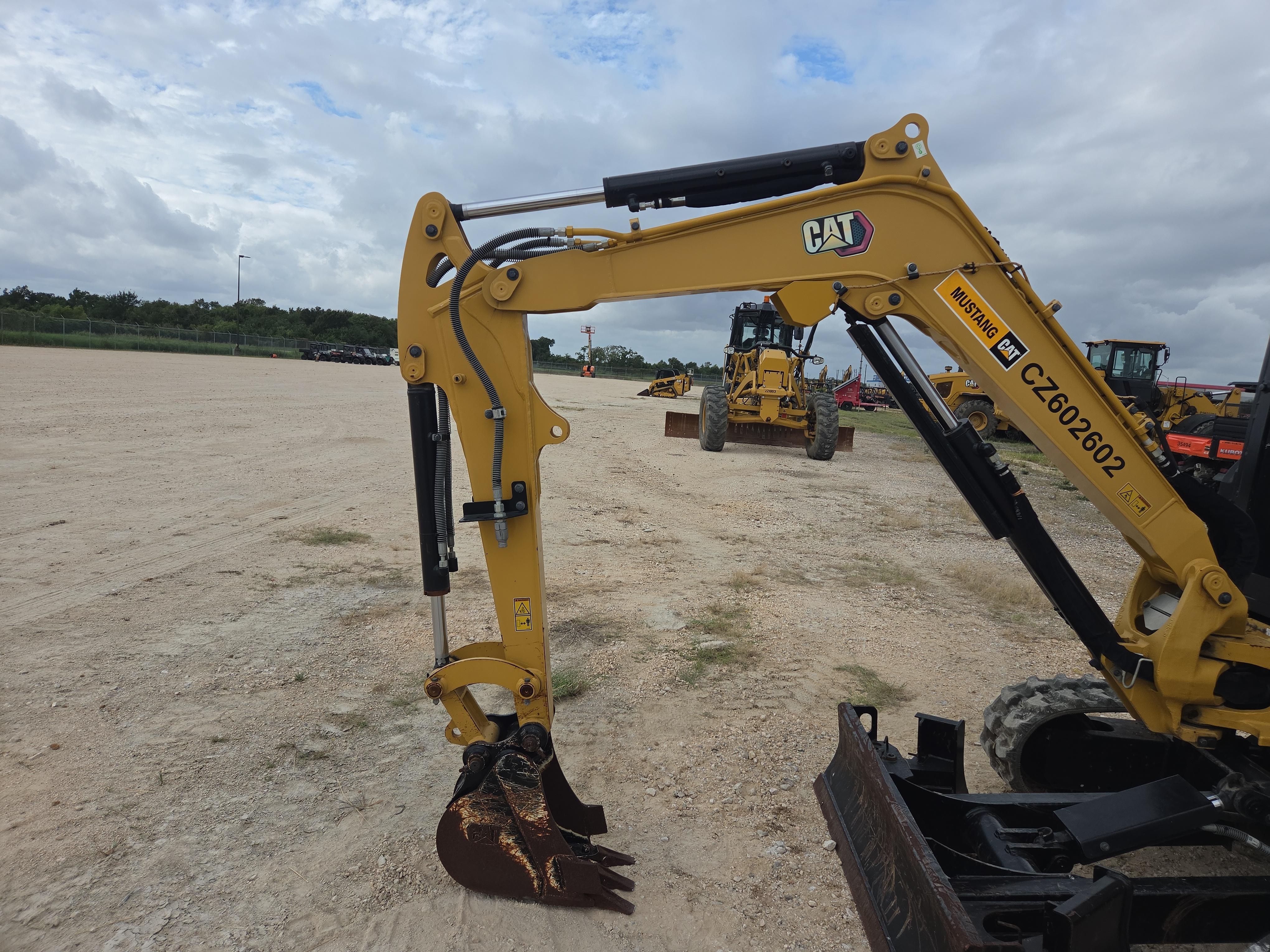 2022 Caterpillar 302.7DCR