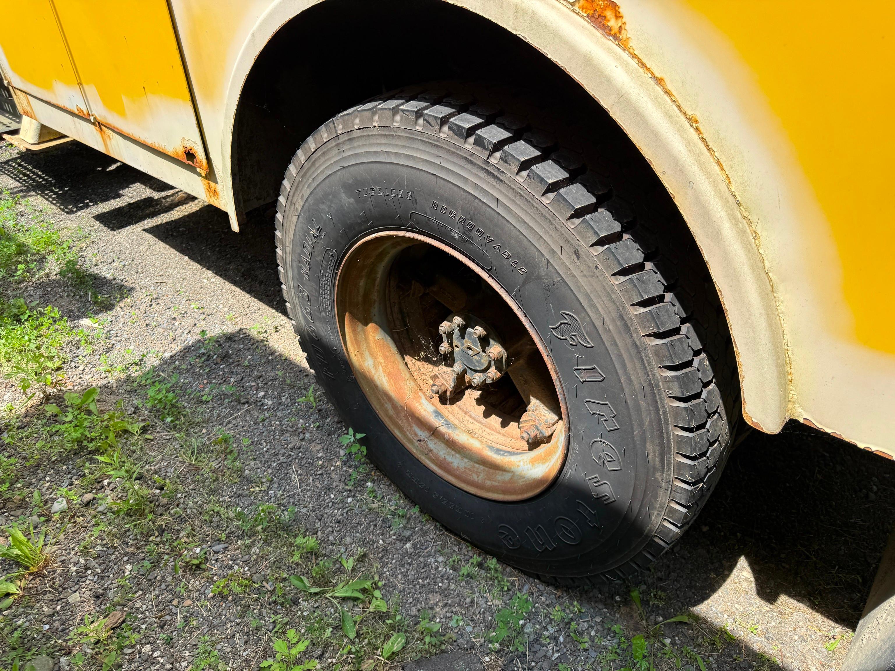 2000 International 4700