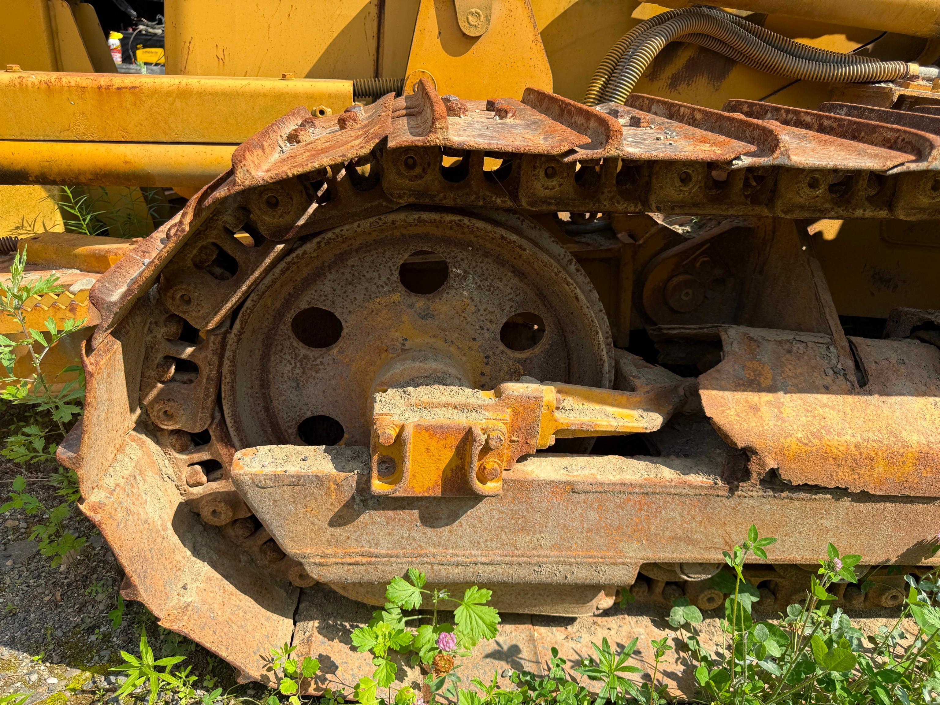 Caterpillar D4G XL