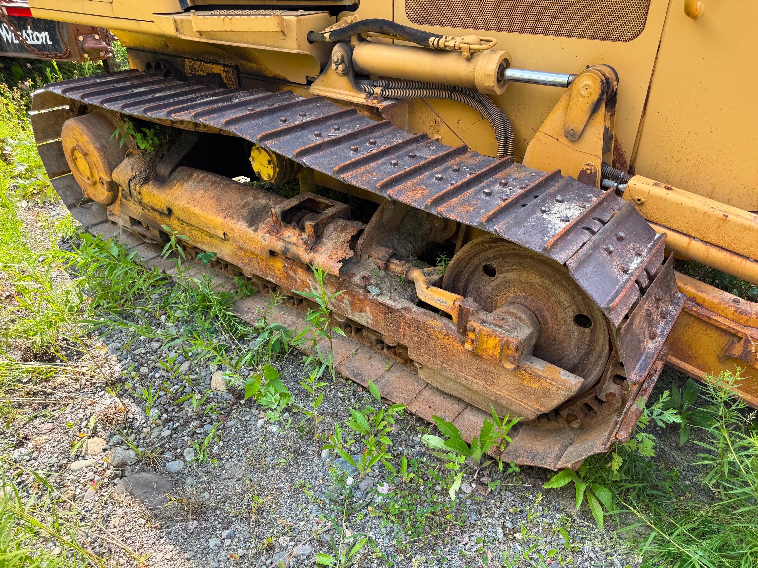 Caterpillar D4G XL
