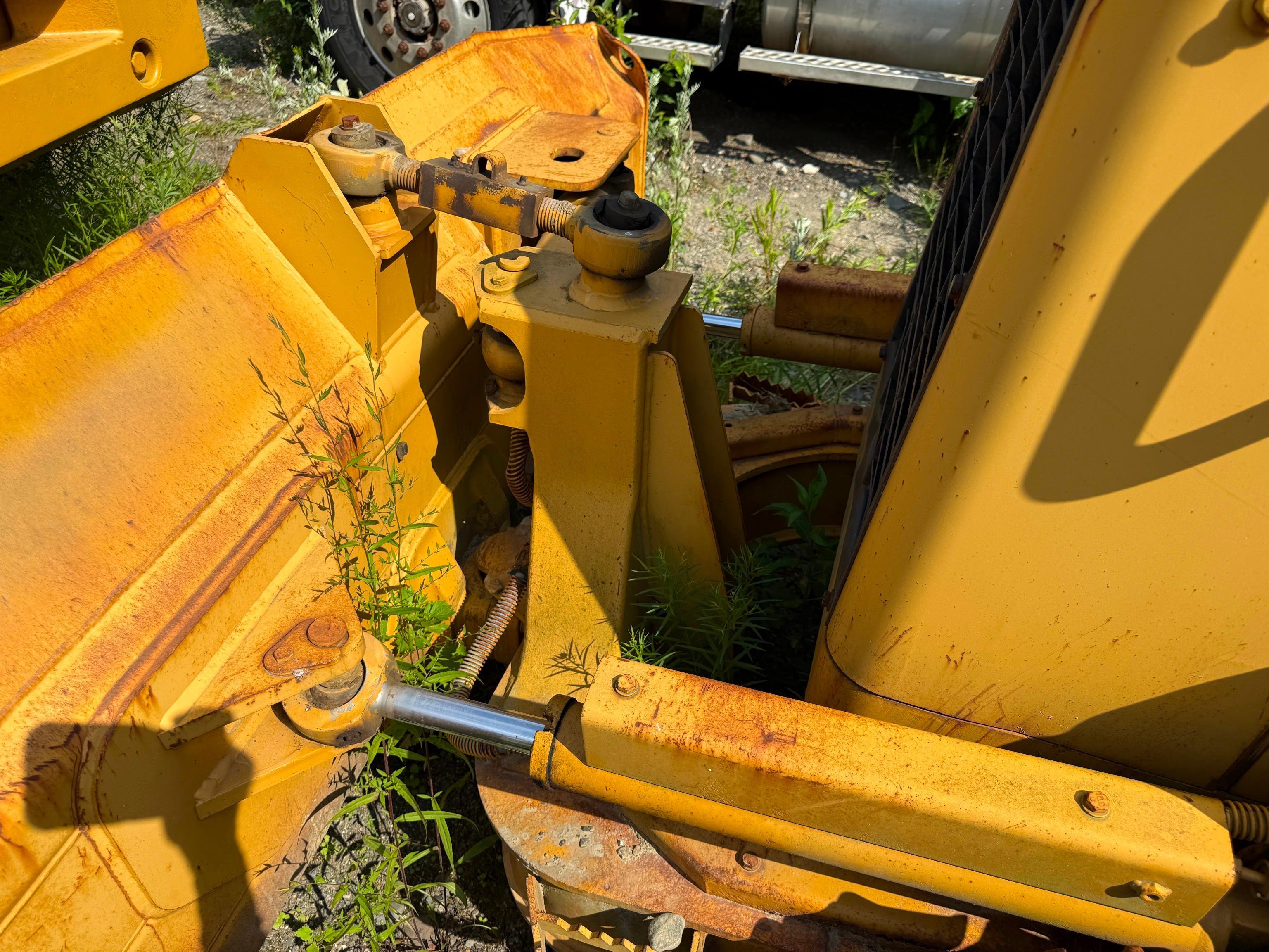 Caterpillar D4G XL