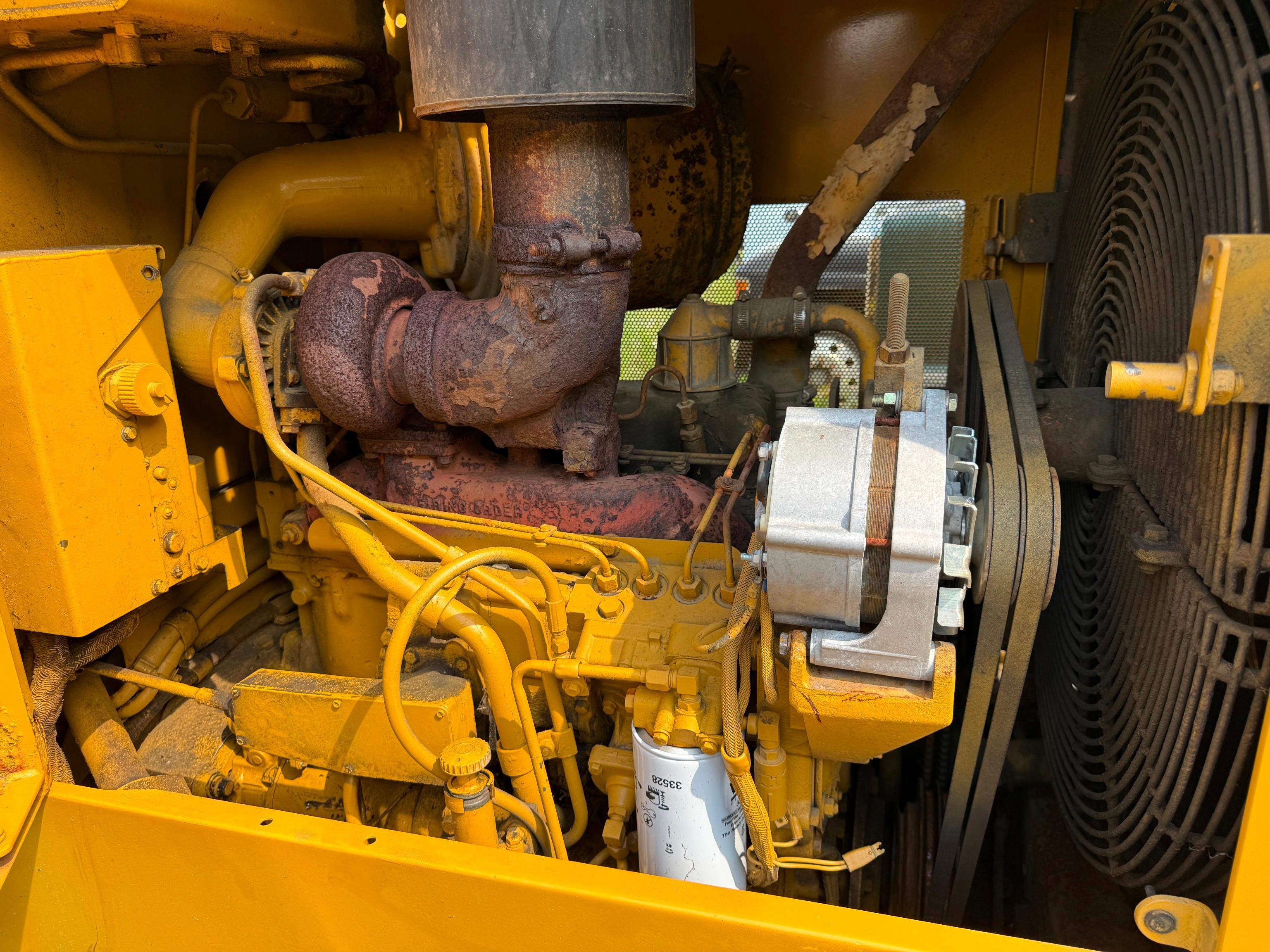 Caterpillar 936F