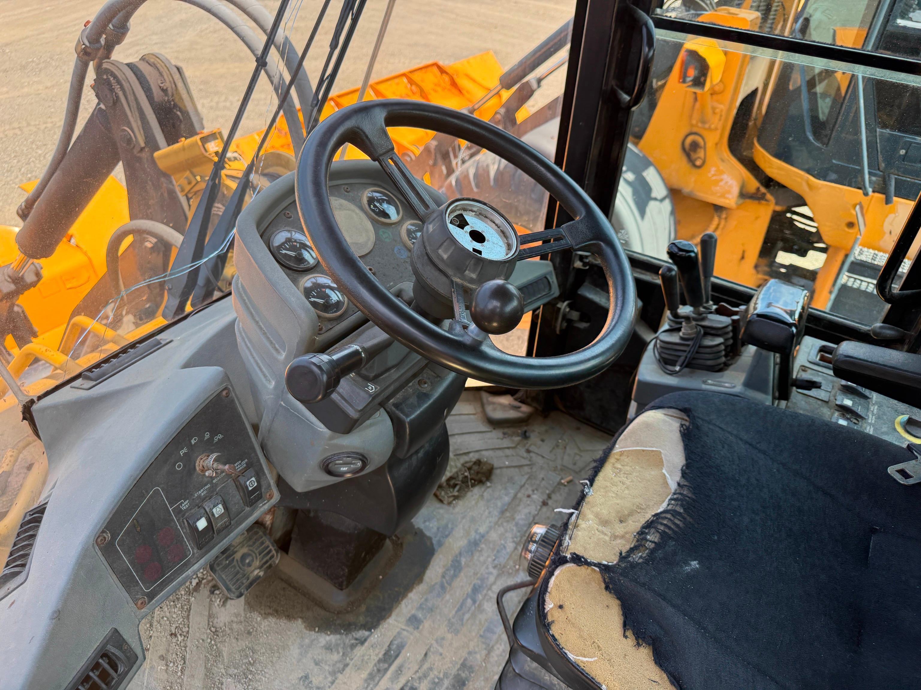 Caterpillar IT28G