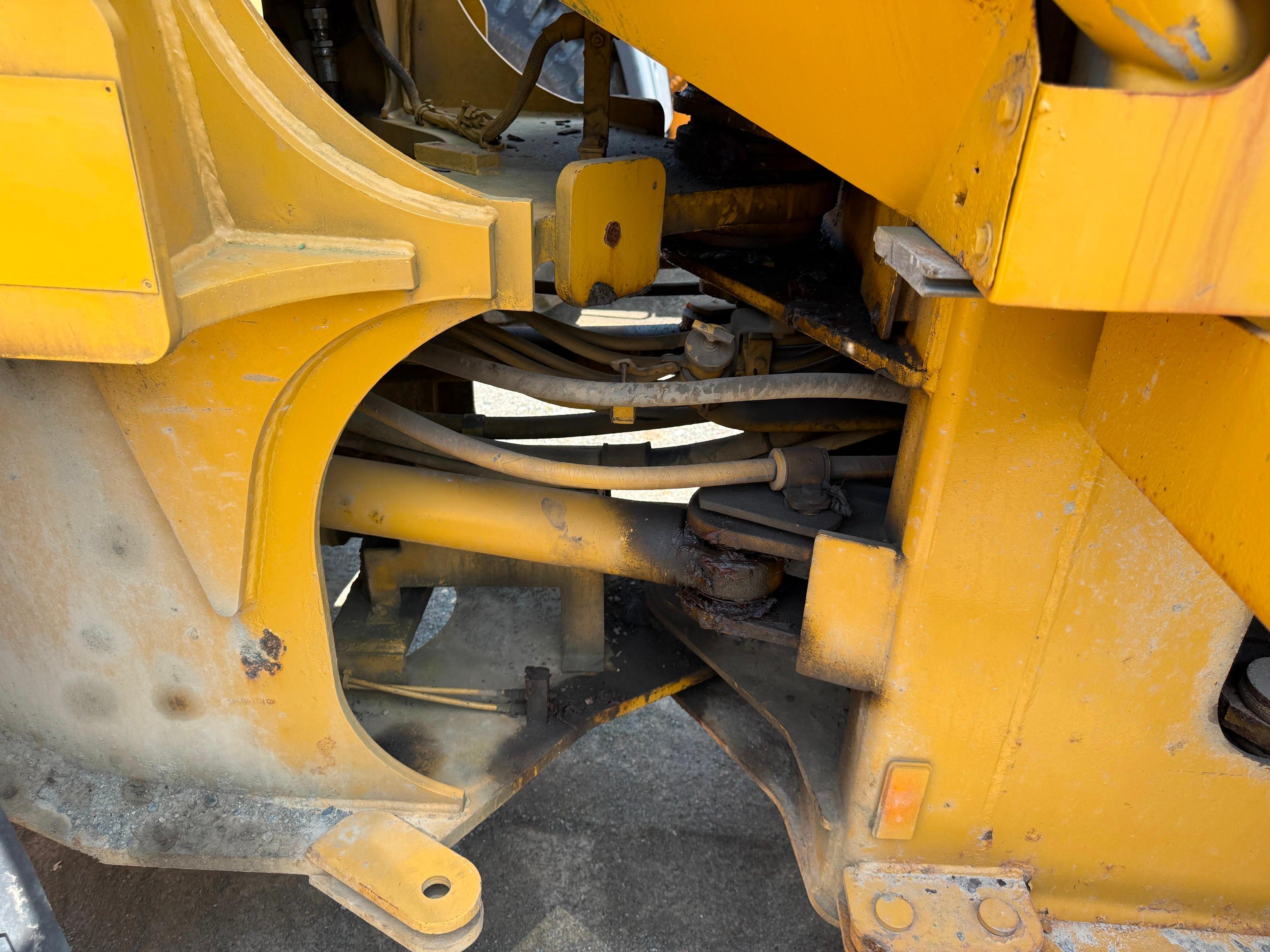Caterpillar IT28G