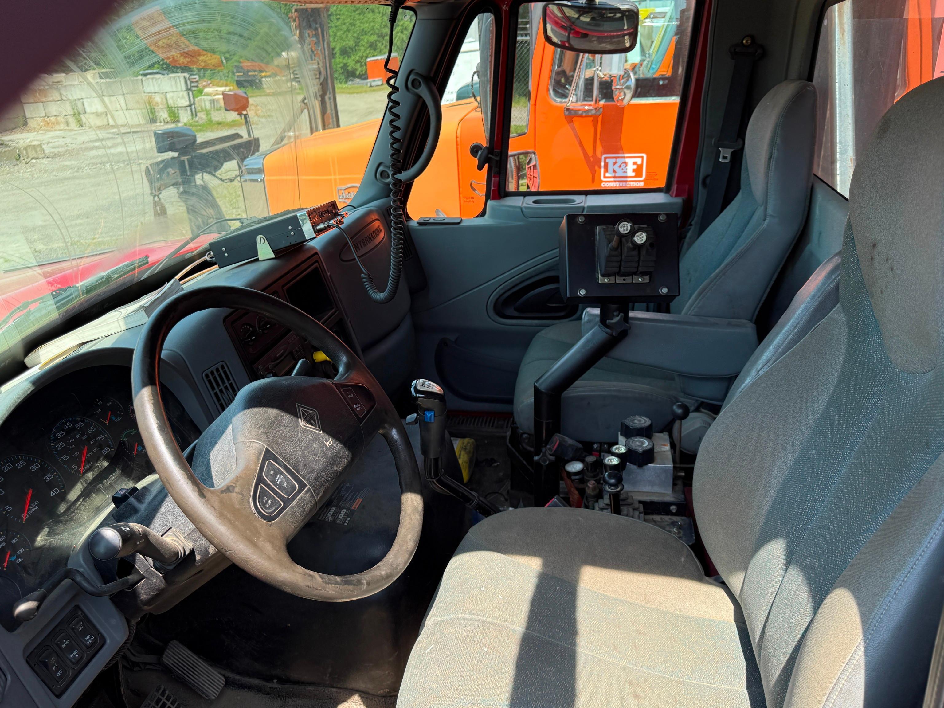 2006 International 7600