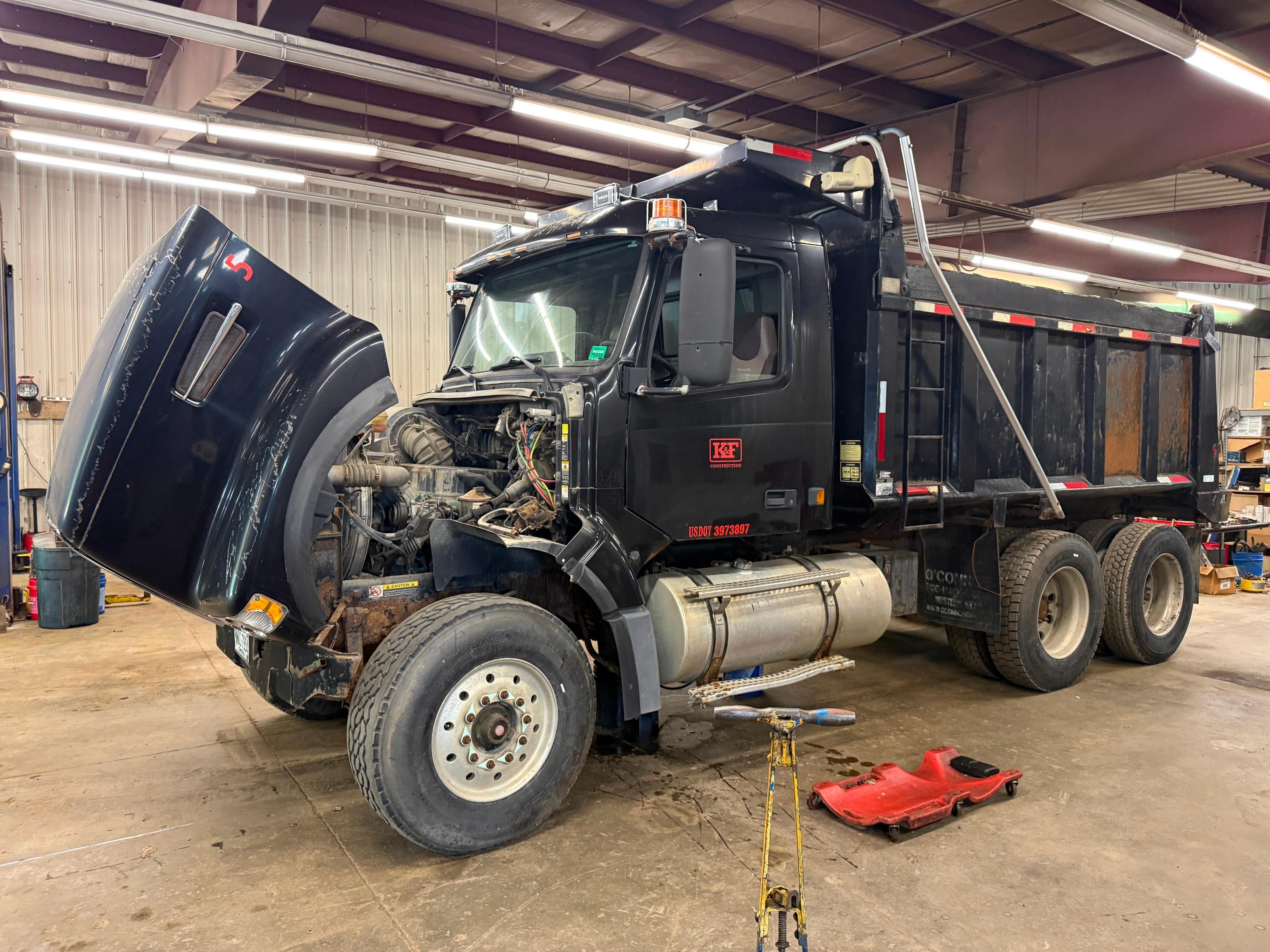 Photo of 2003 Volvo VHD