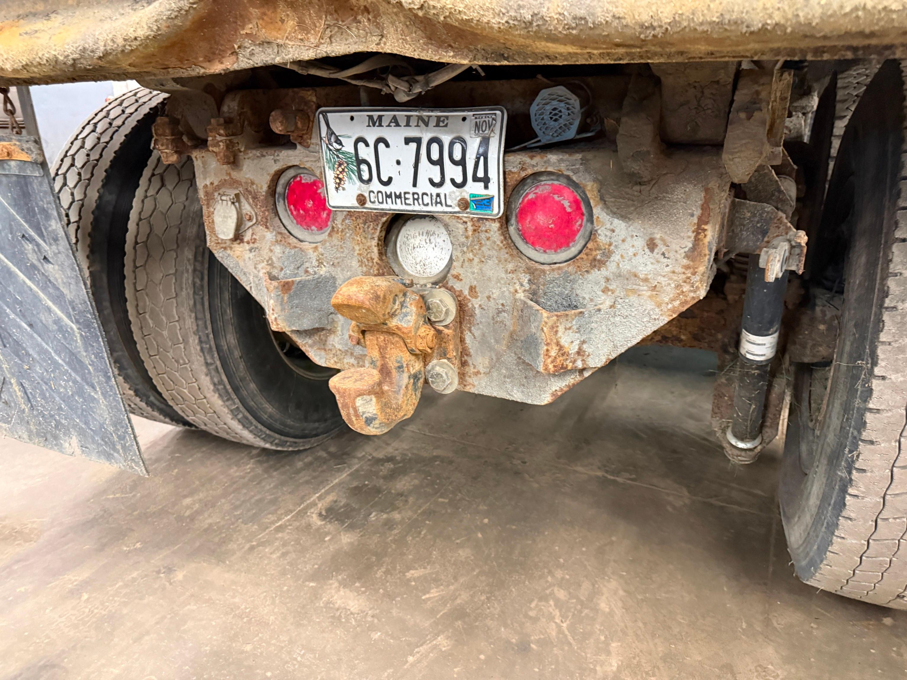 2003 Volvo VHD