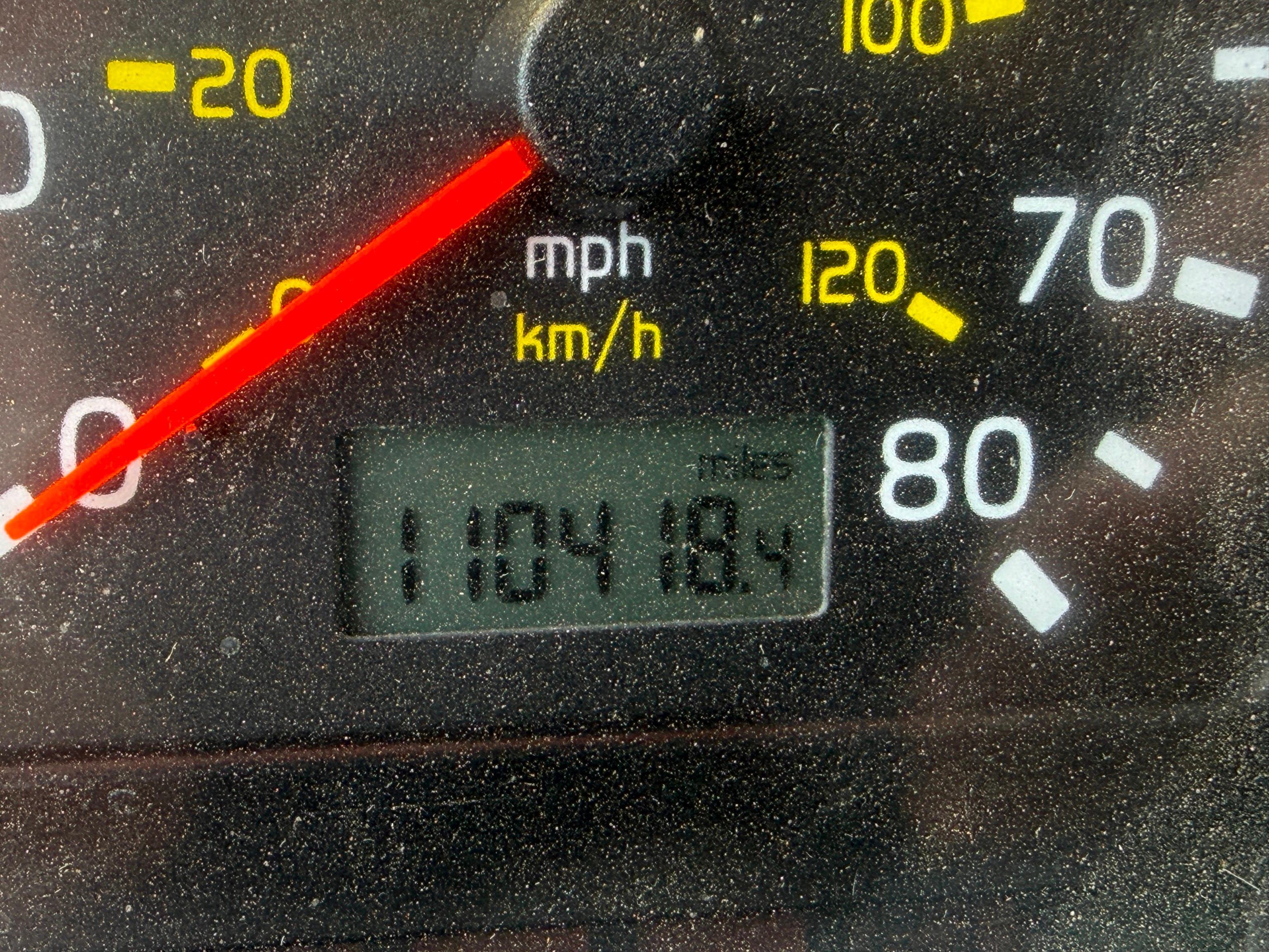 2002 Volvo VHD