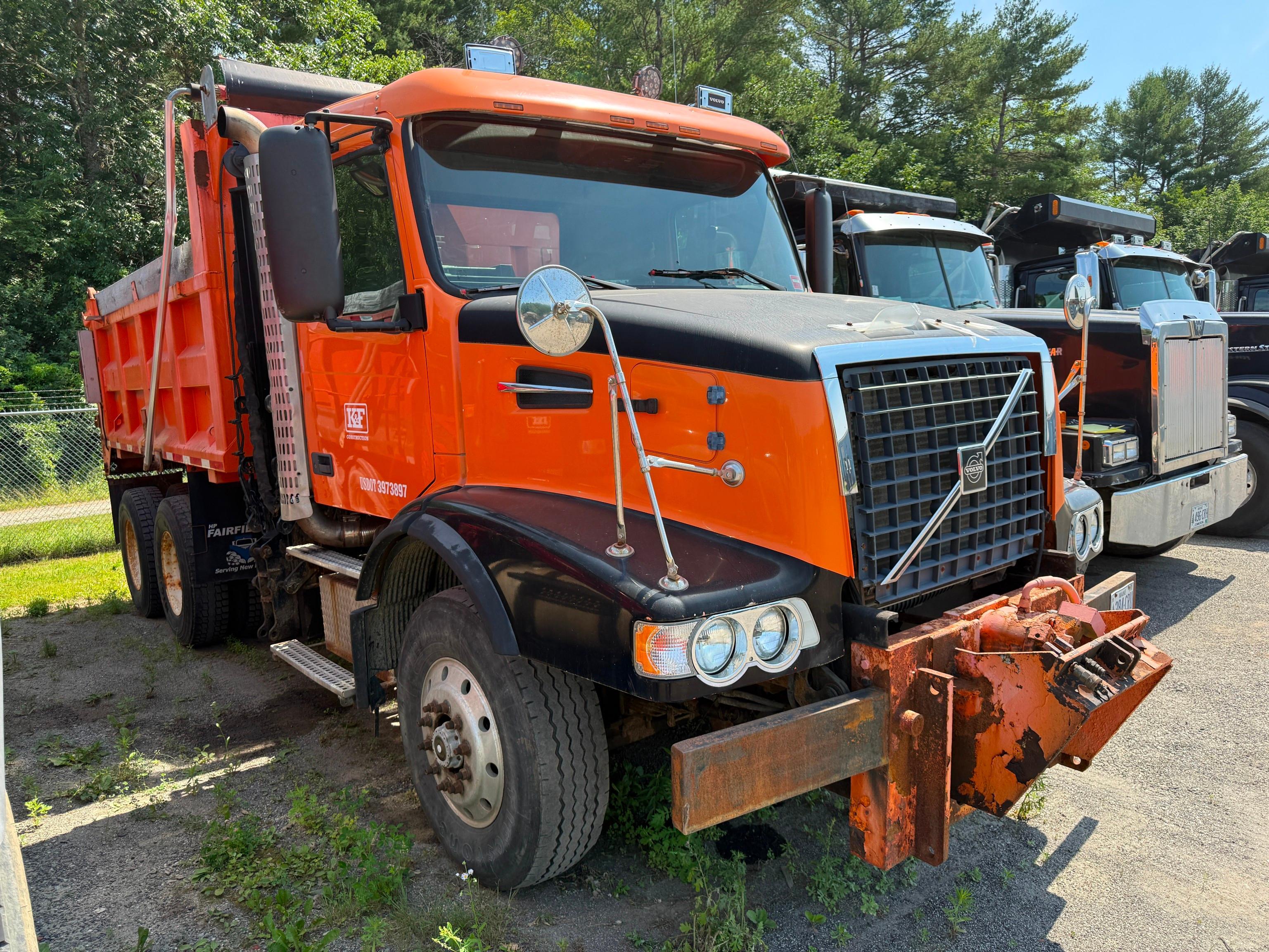 2002 Volvo VHD
