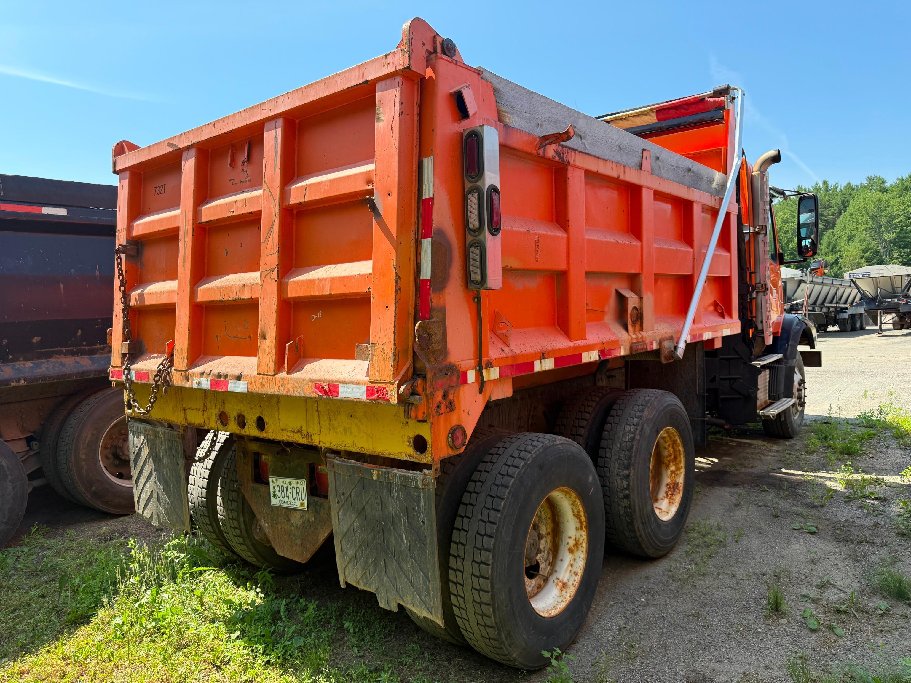 2002 Volvo VHD