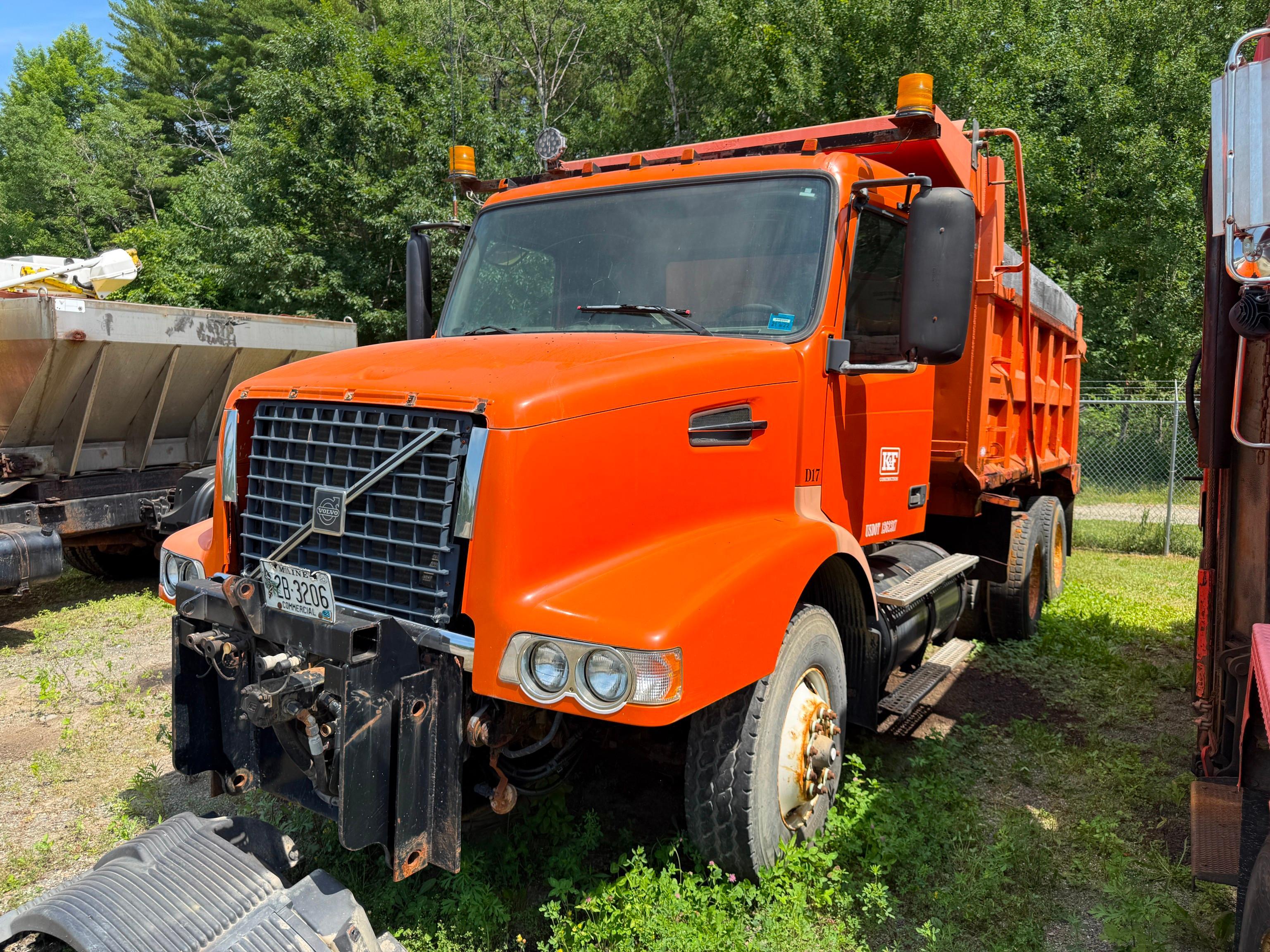 2002 Volvo VHD