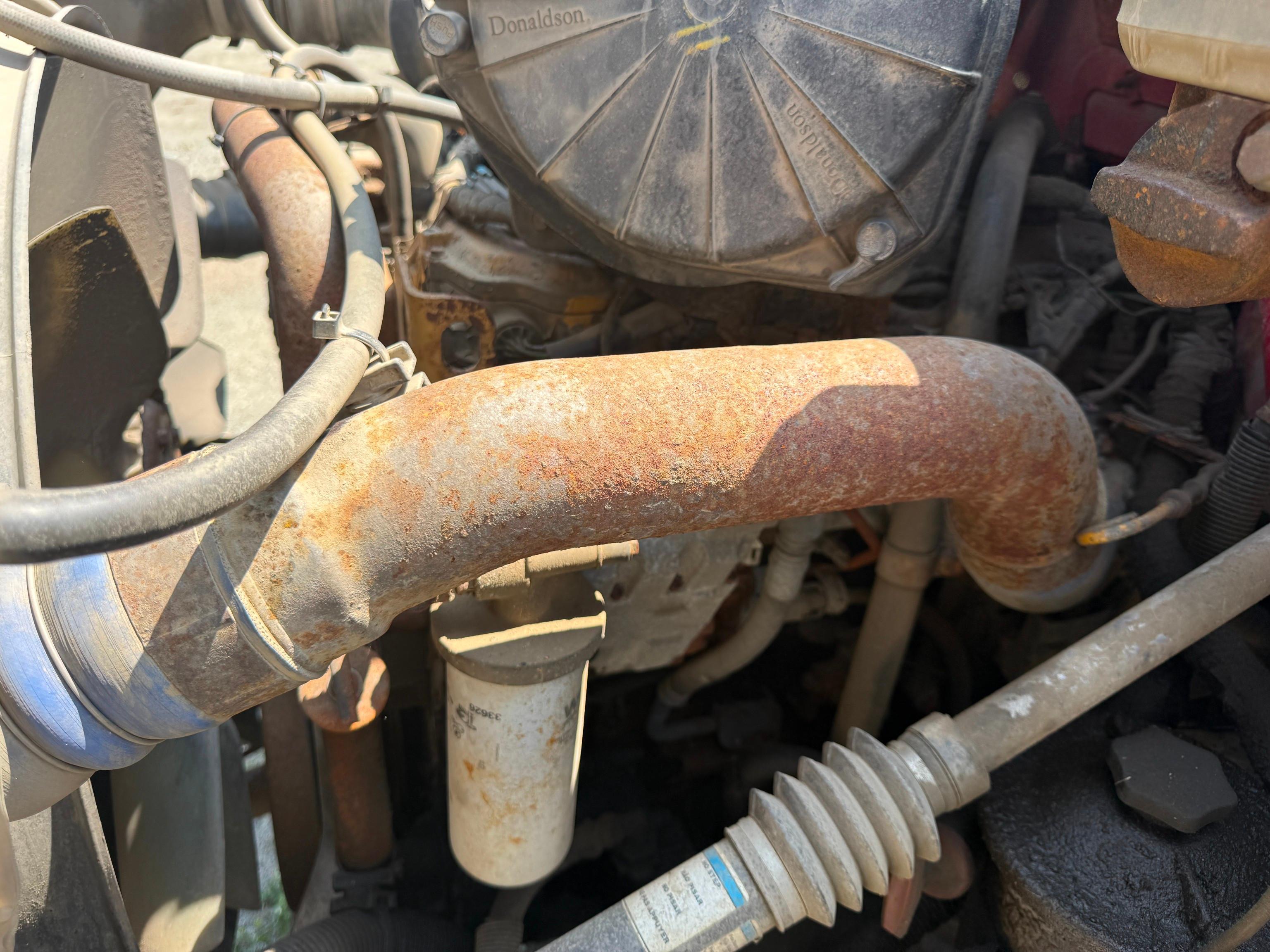 2004 Ford F650