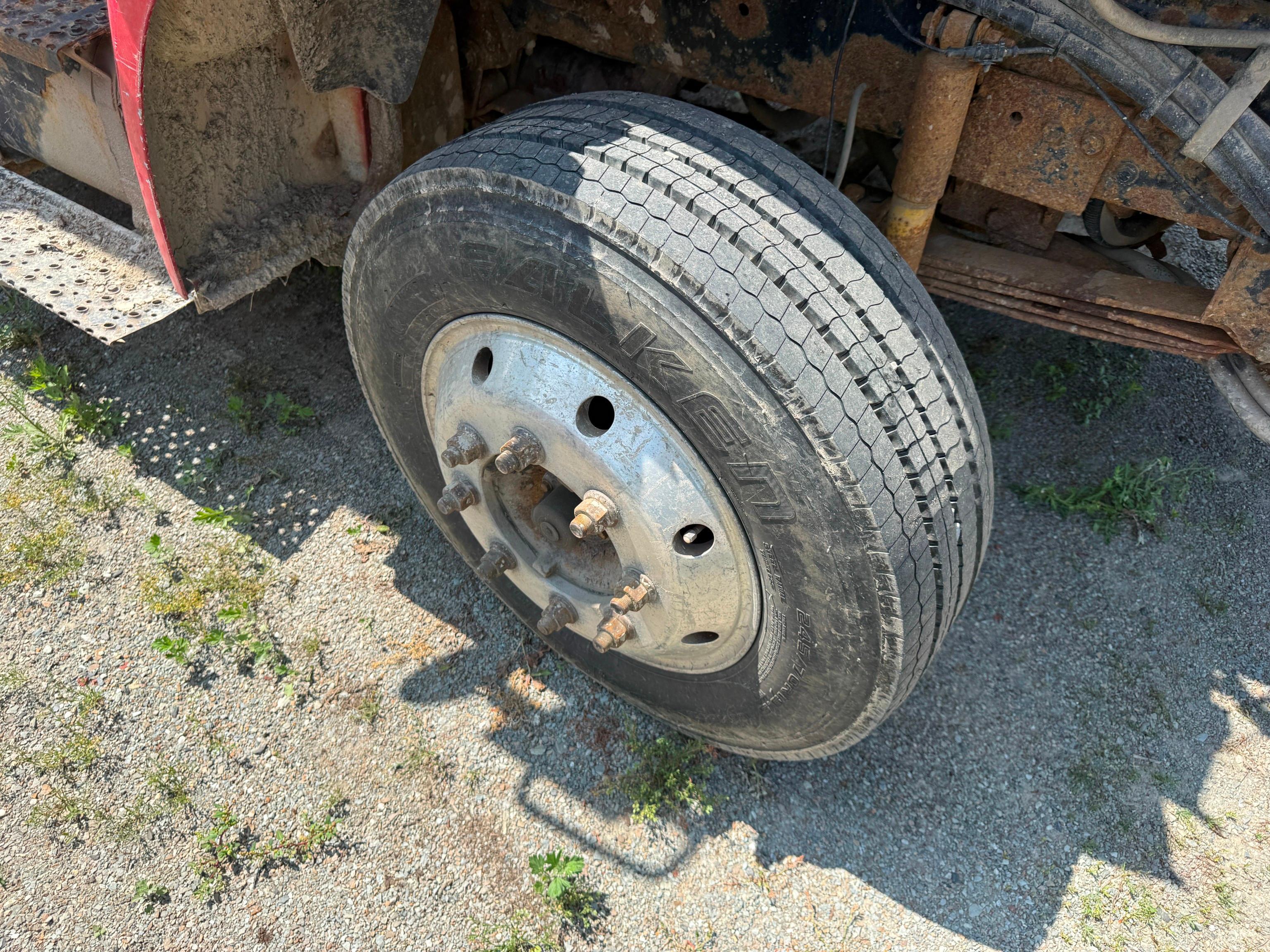 2004 Ford F650