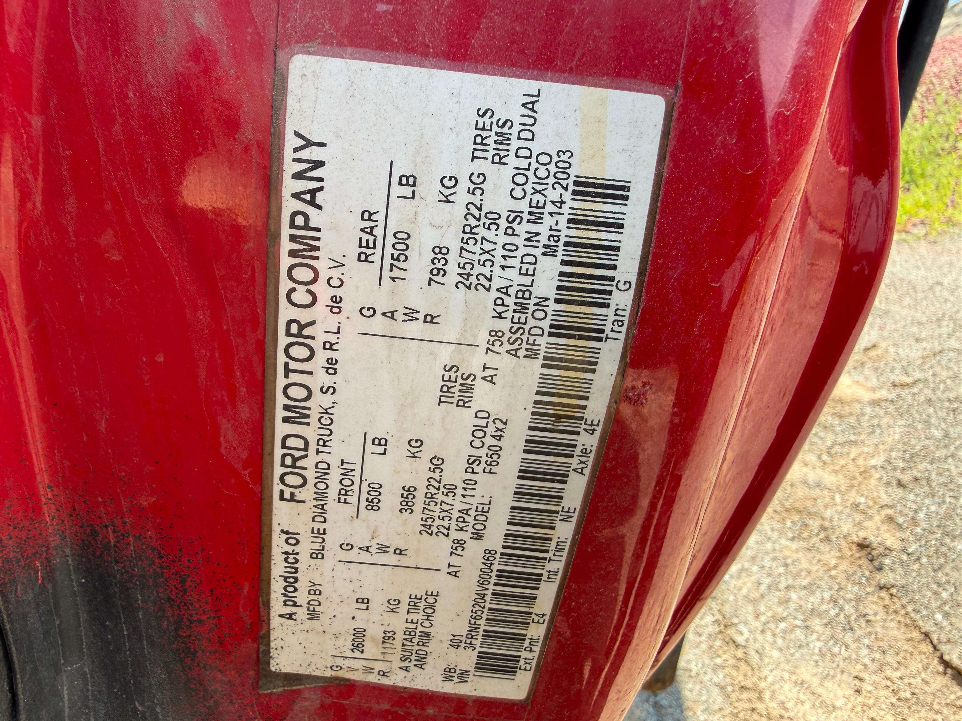 2004 Ford F650