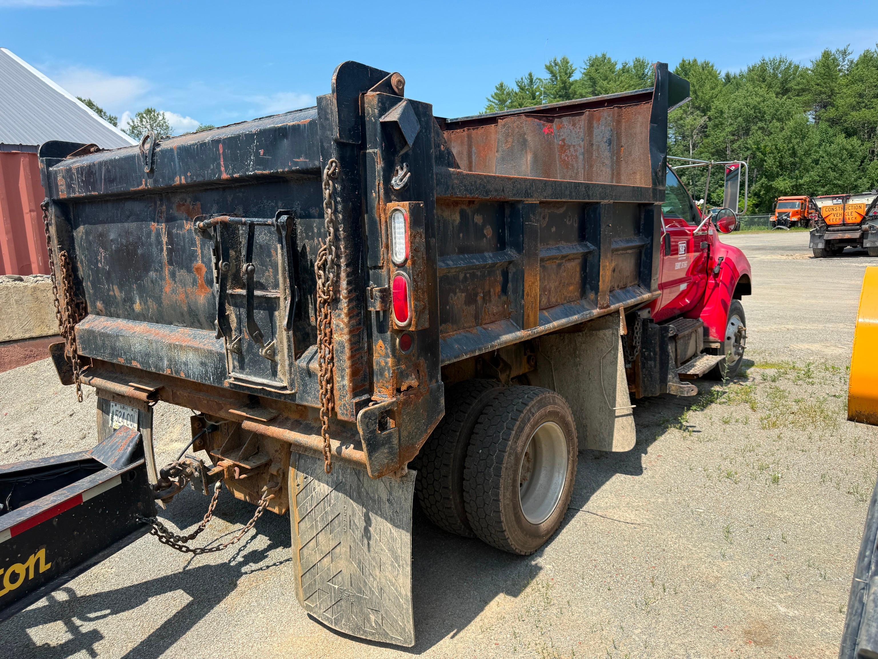2004 Ford F650