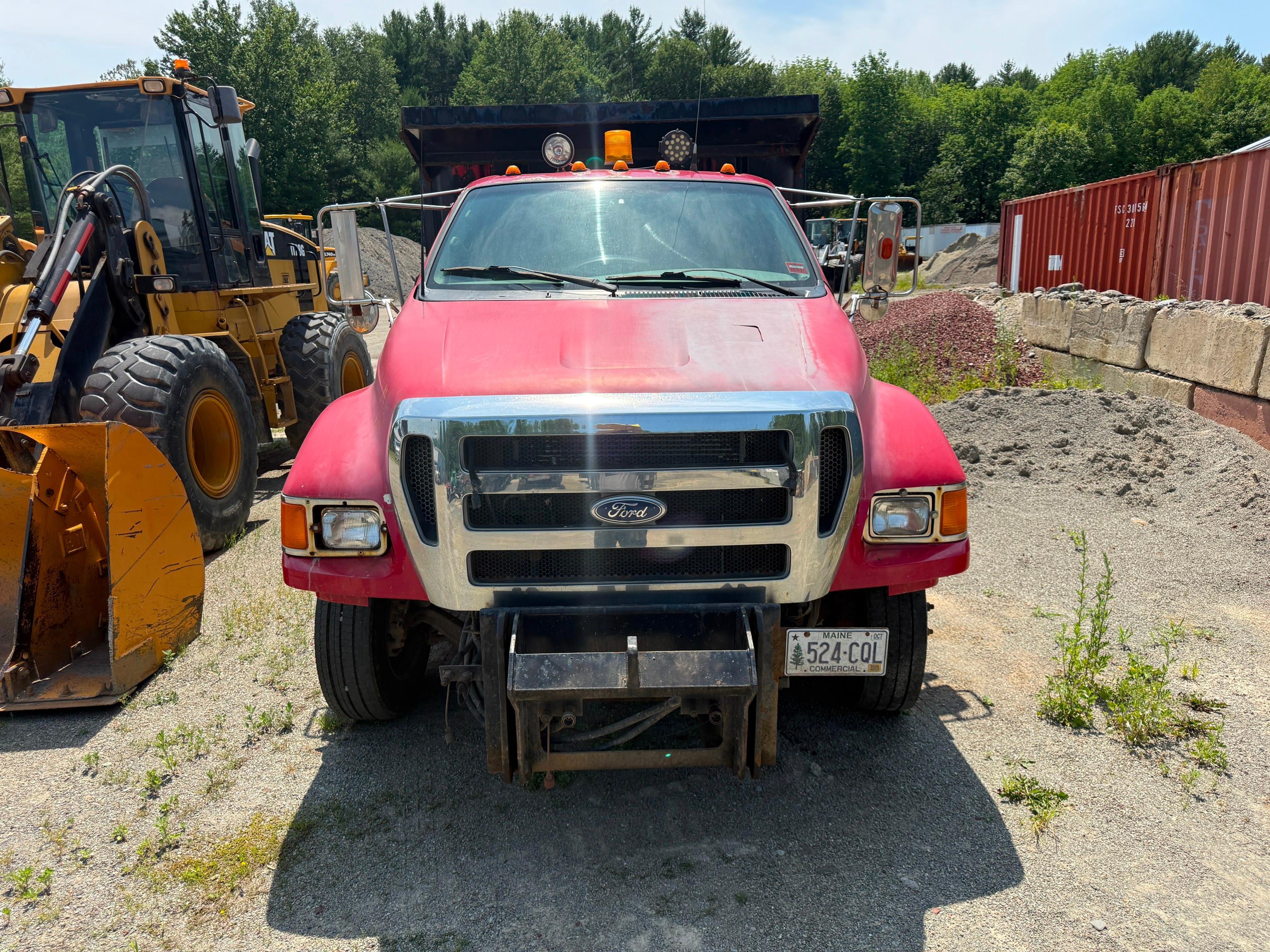 2004 Ford F650