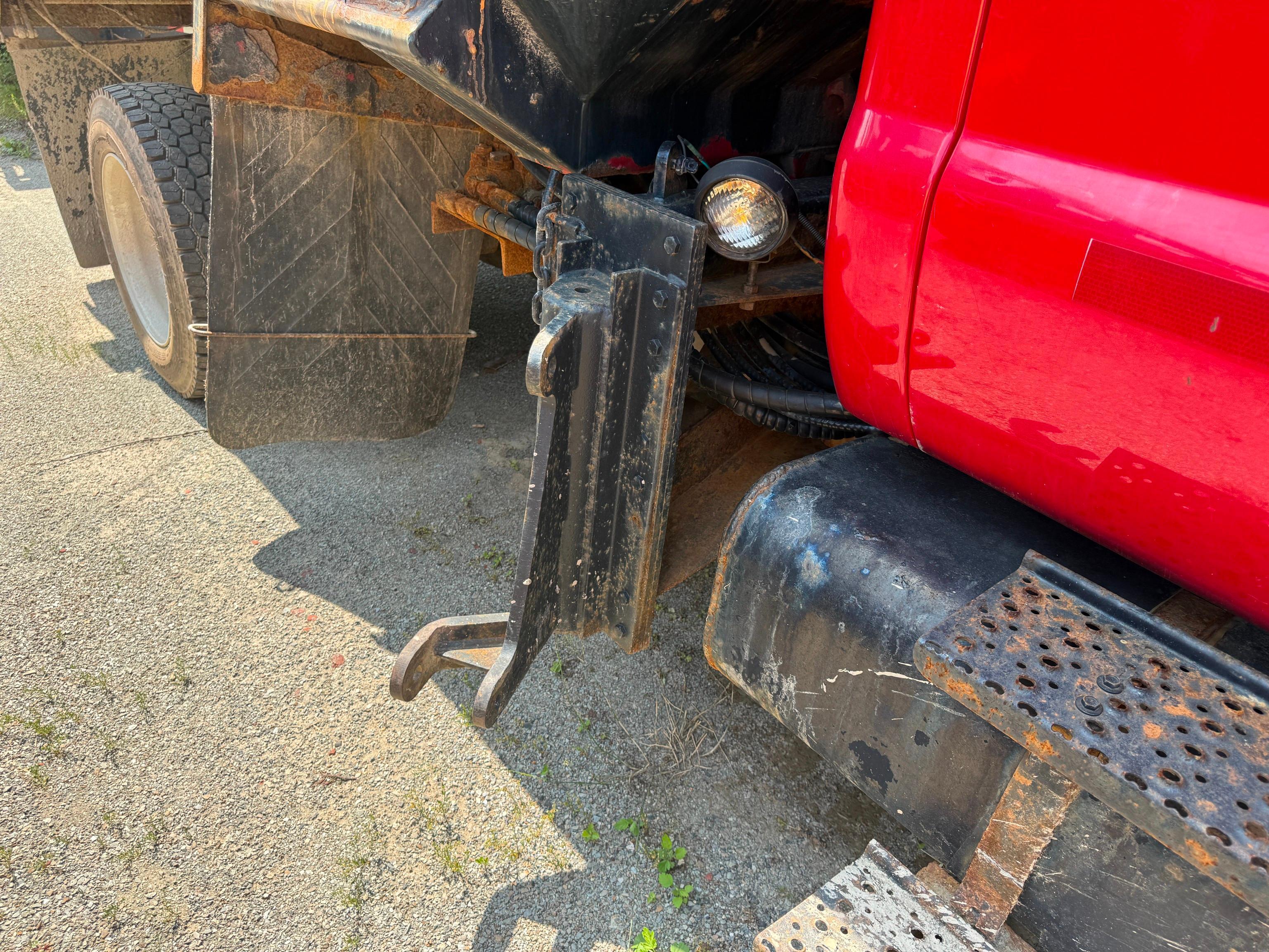 2004 Ford F650