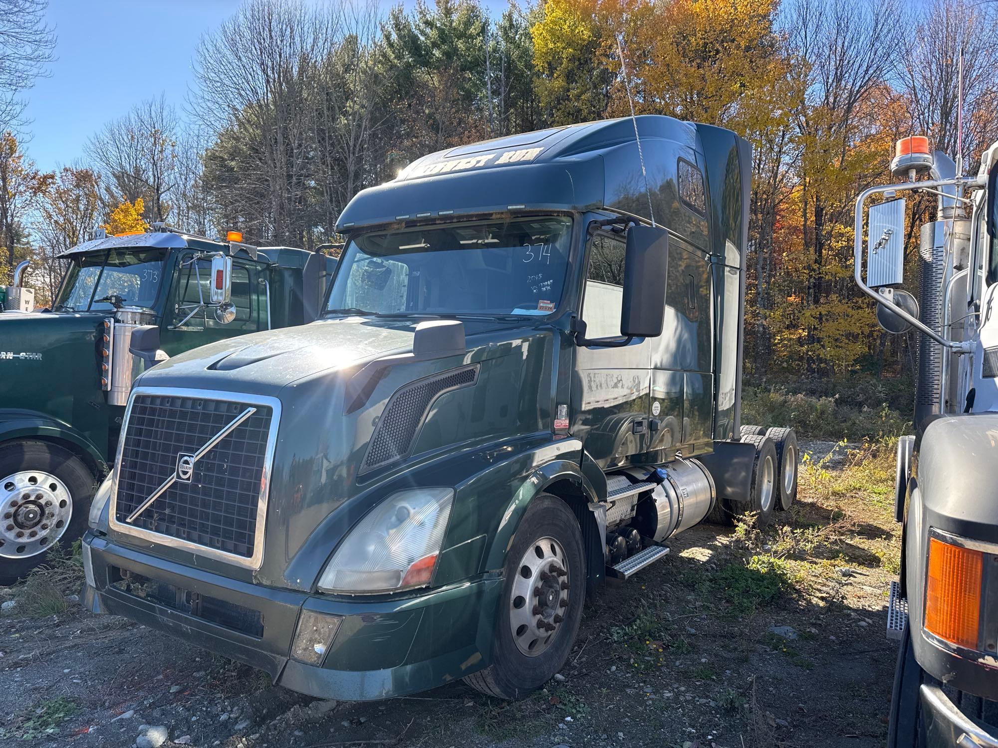 2015 Volvo VNL
