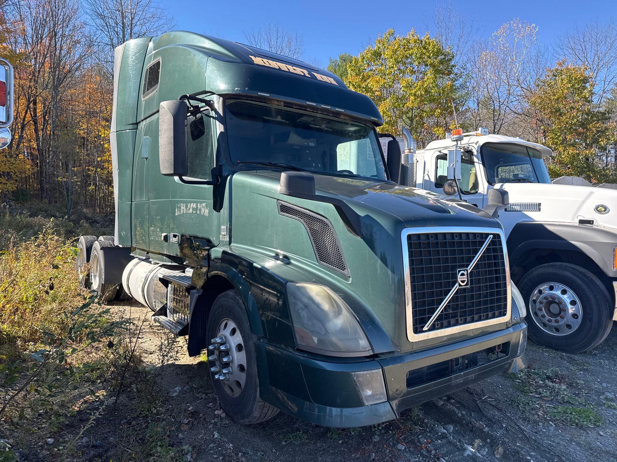 2015 Volvo VNL