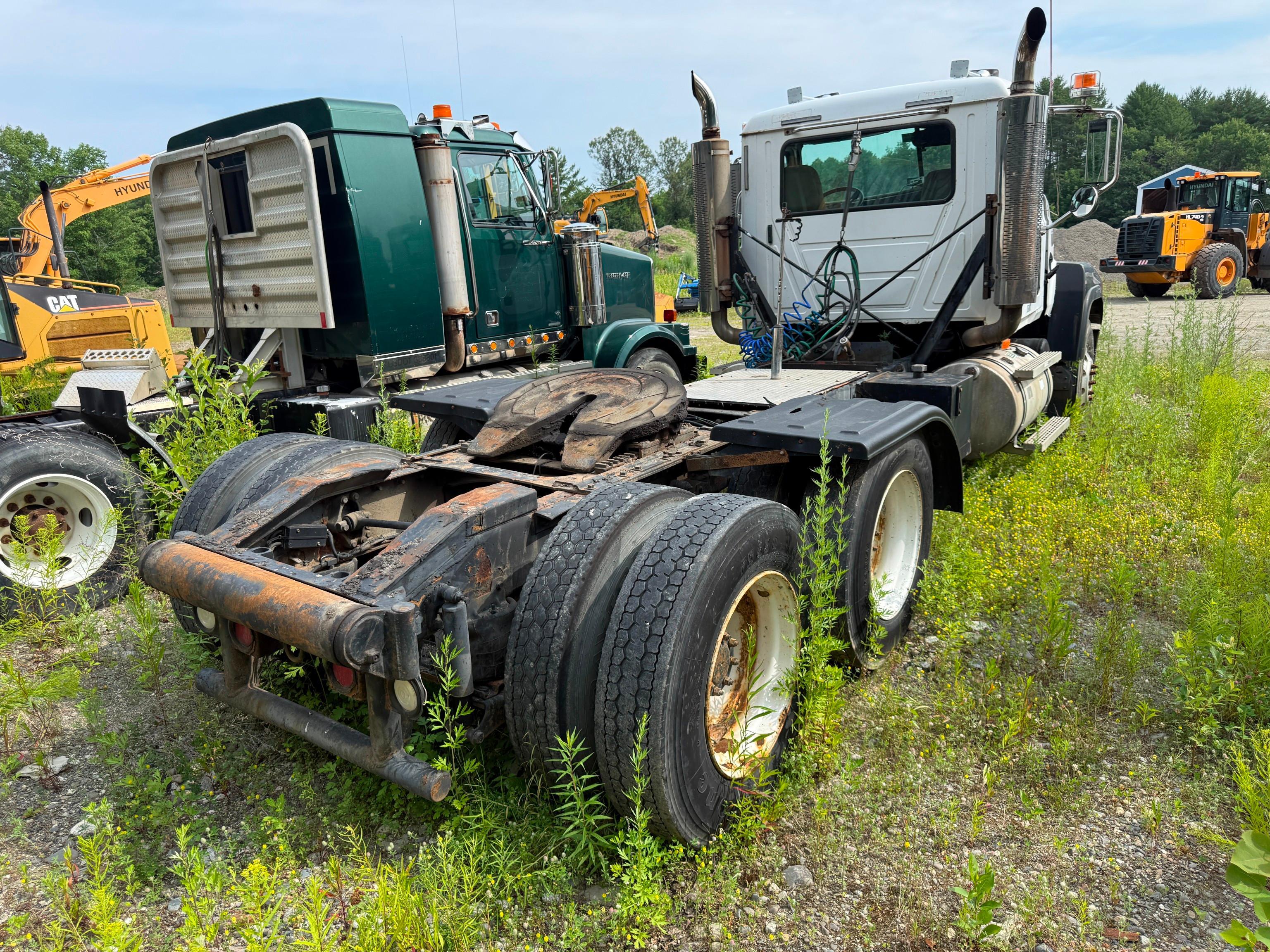 2006 Mack CHN613