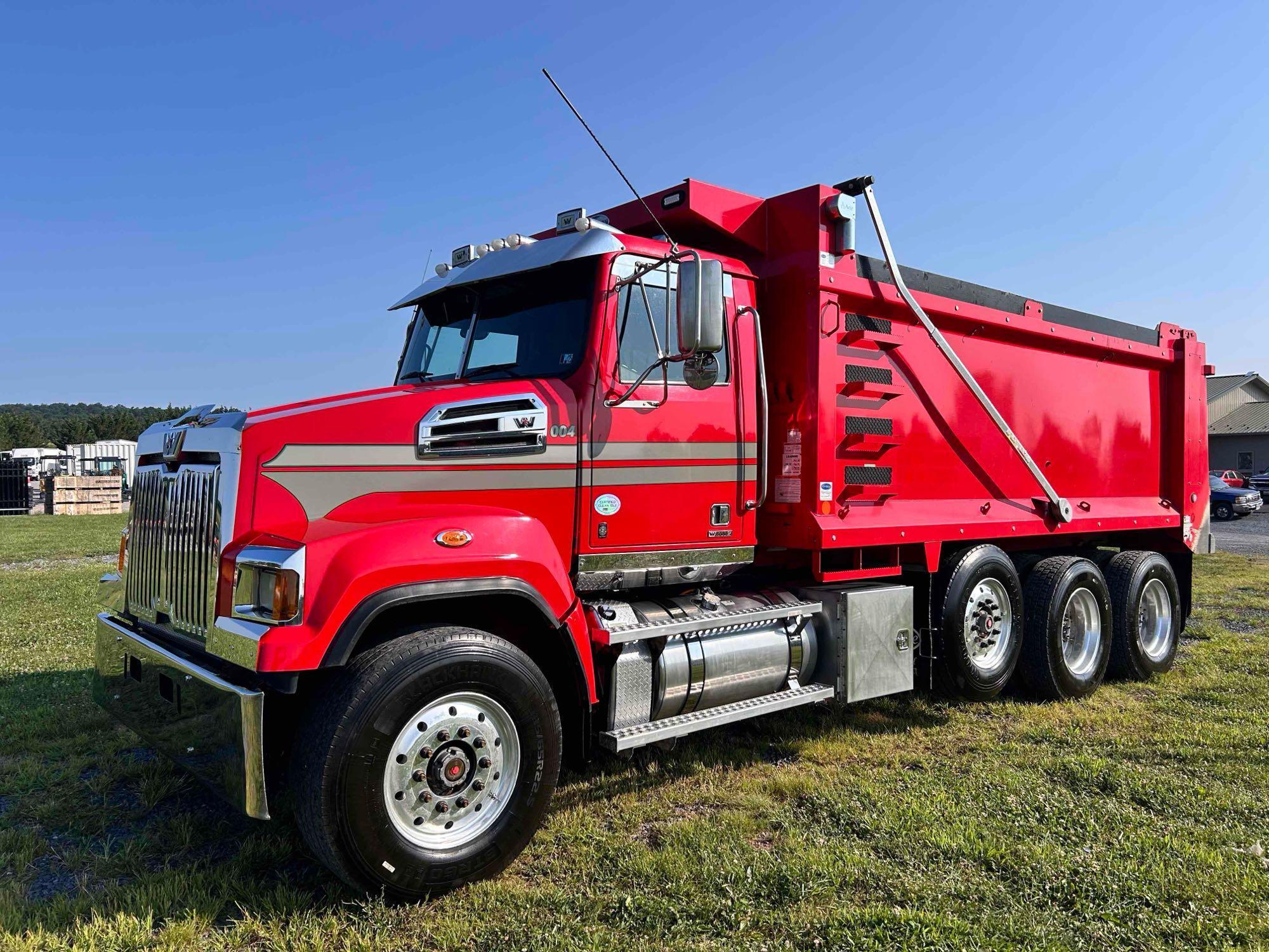 Photo of a 2018 Case 580D